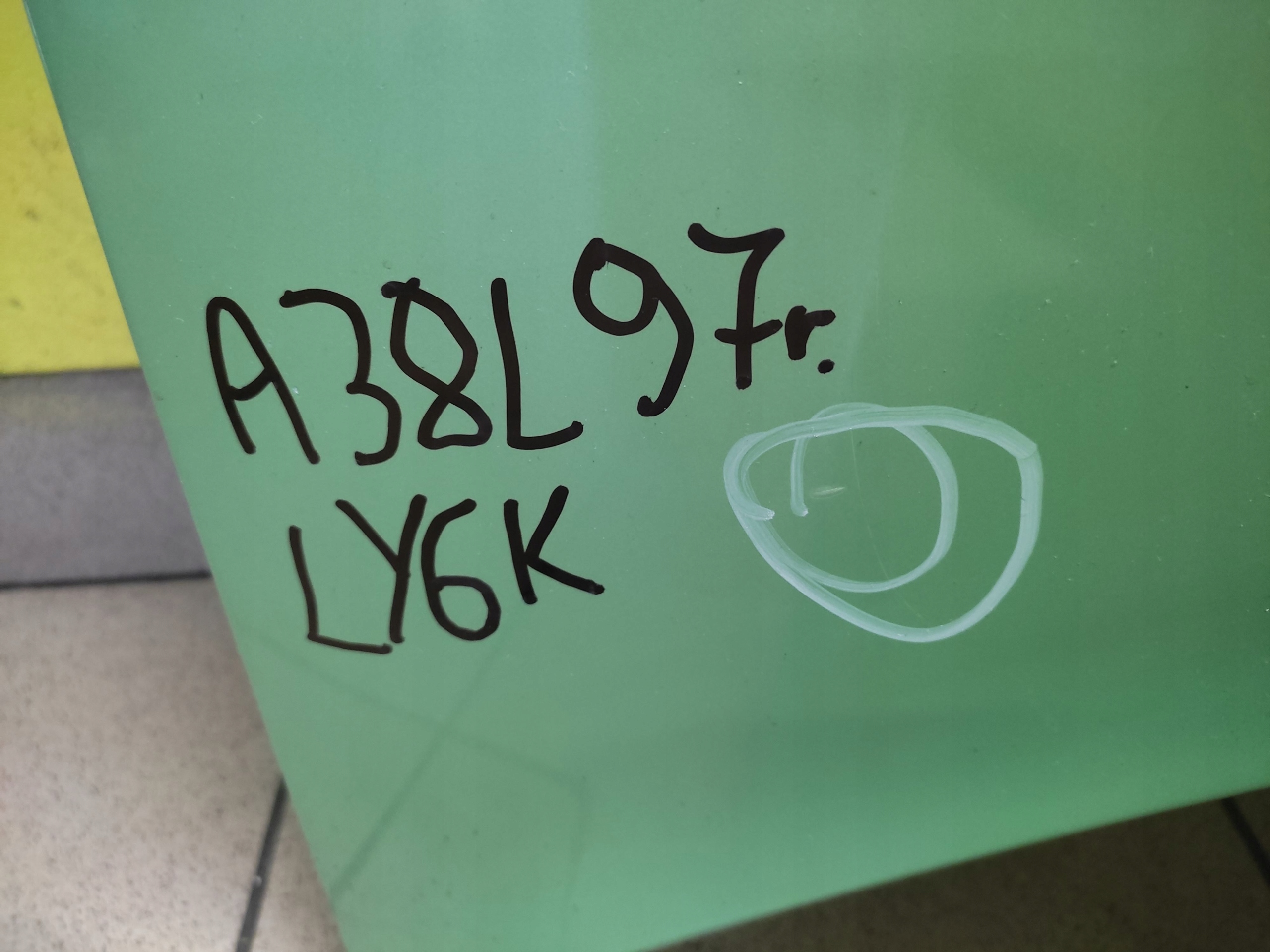 AUDI A3 8L hauba LAKIER LY6K