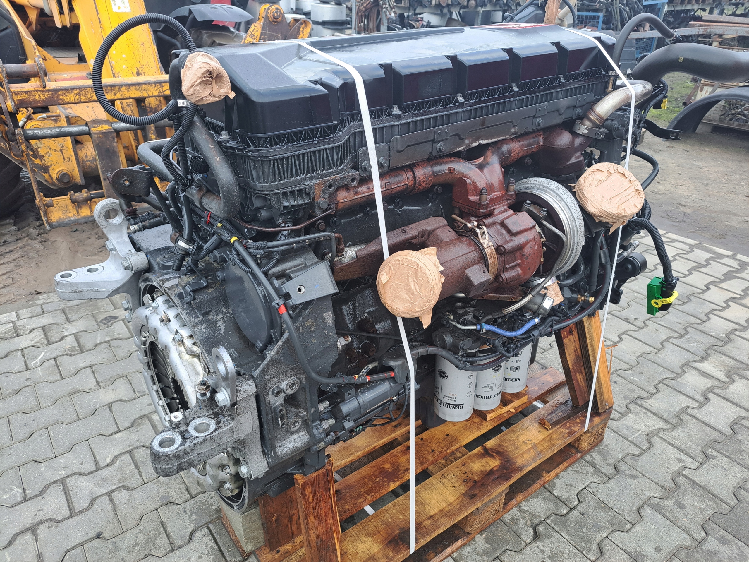 SILNIK KOMPLETNY RENAULT GAMA T RANGE DTI 11 460 2017/18R