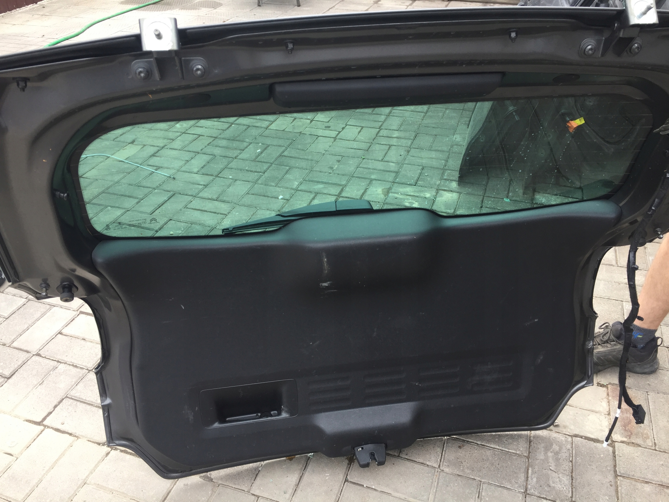 C3 AIRCROSS KLAPA BAGAŻNIKA KVF Producent części Citroen OE