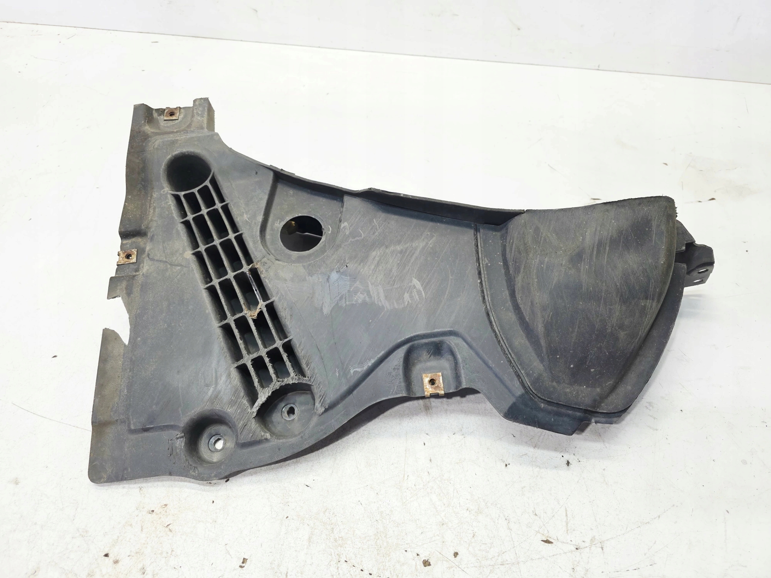 mudguard NOSEK right front AUDI A6 C8 4K0853888E