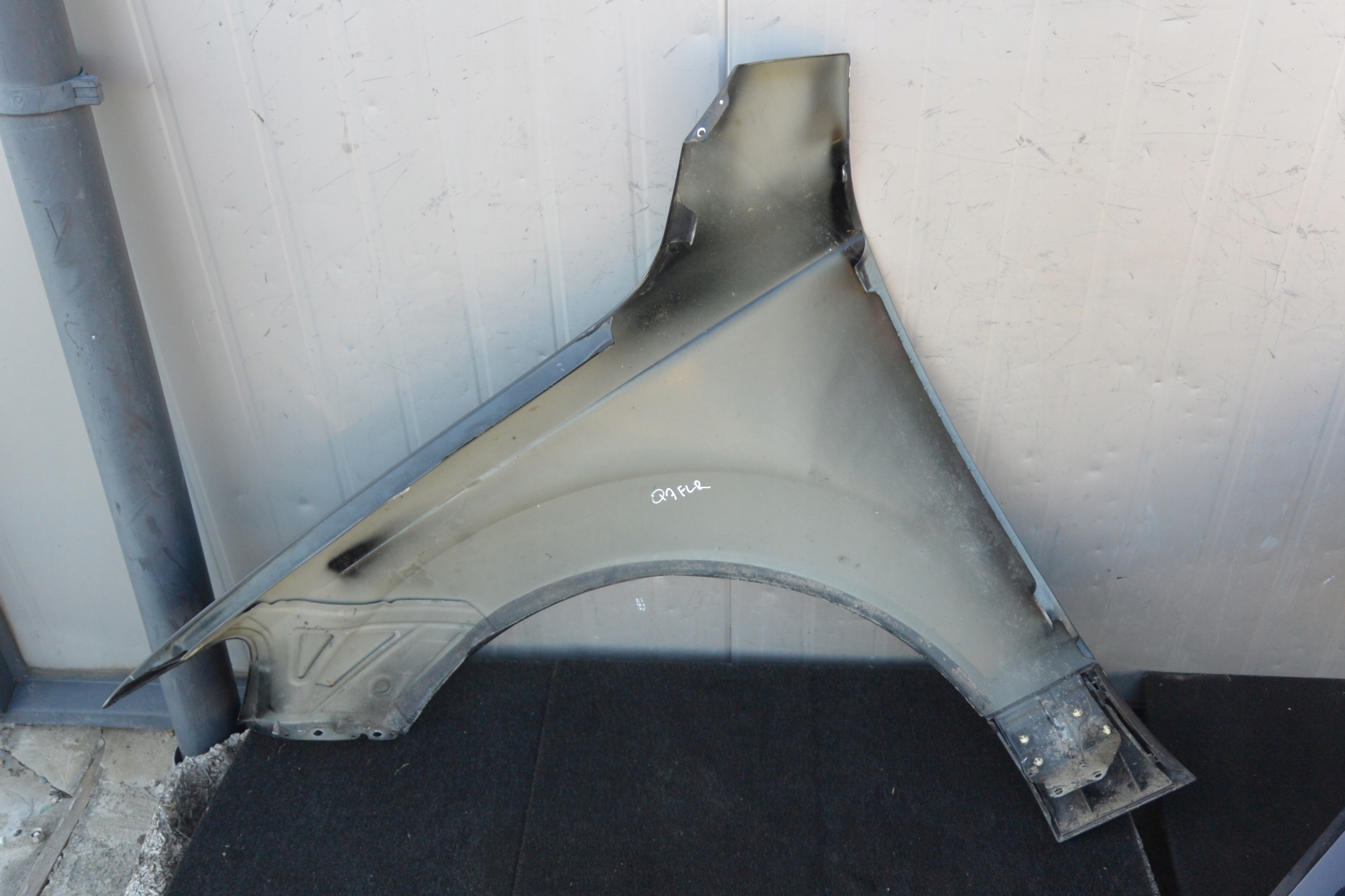 fender left right front front AUDI Q7 and 4L LIFT black LC9X LUXURY LINE