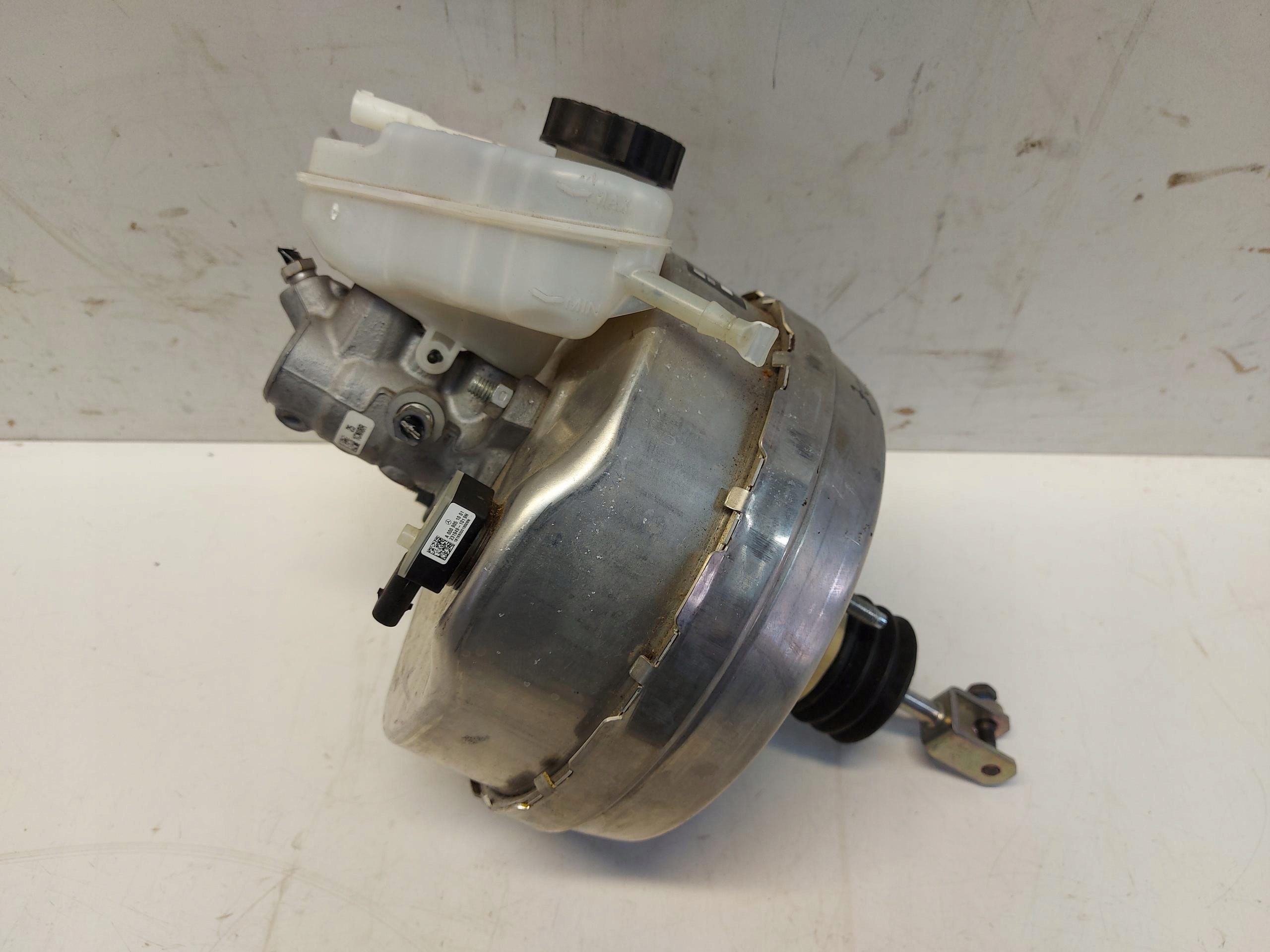 MERCEDES W205 COUPE servo Servofreno oryg
