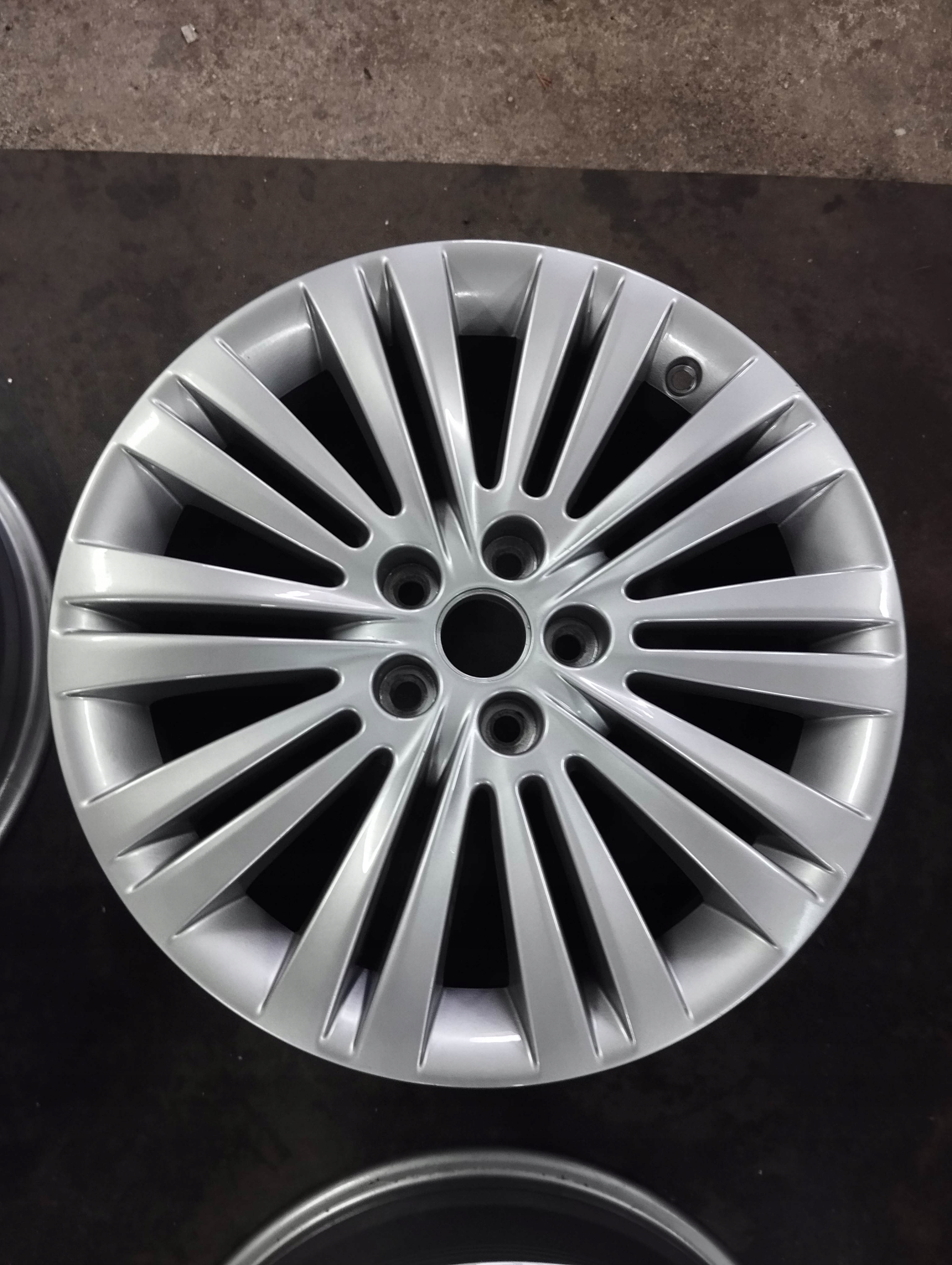 Alu Felgi Opel Astra 5x105 17 OE GM Szerokość felgi 7.0