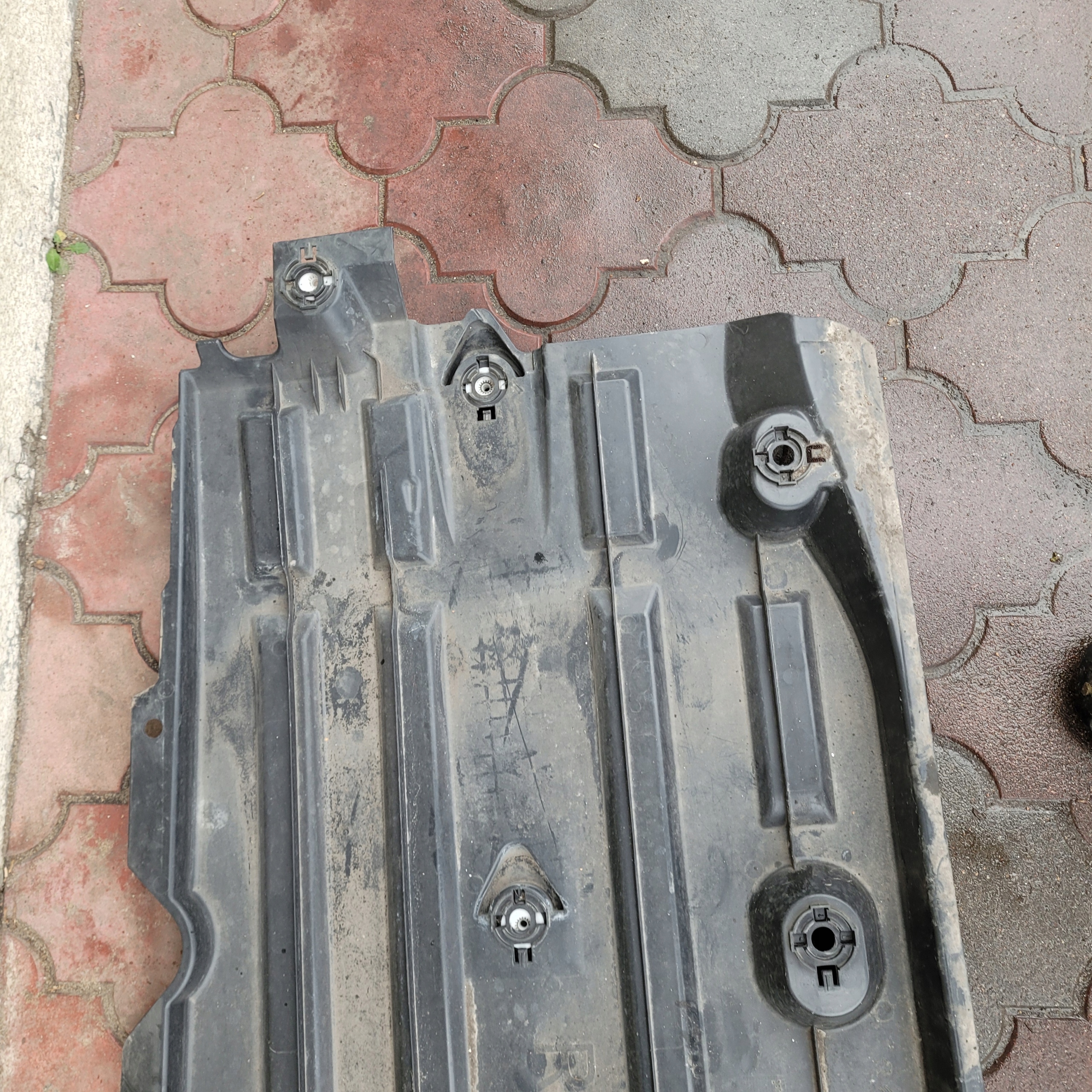 cover chassis right OPEL CORSA F 9823547580