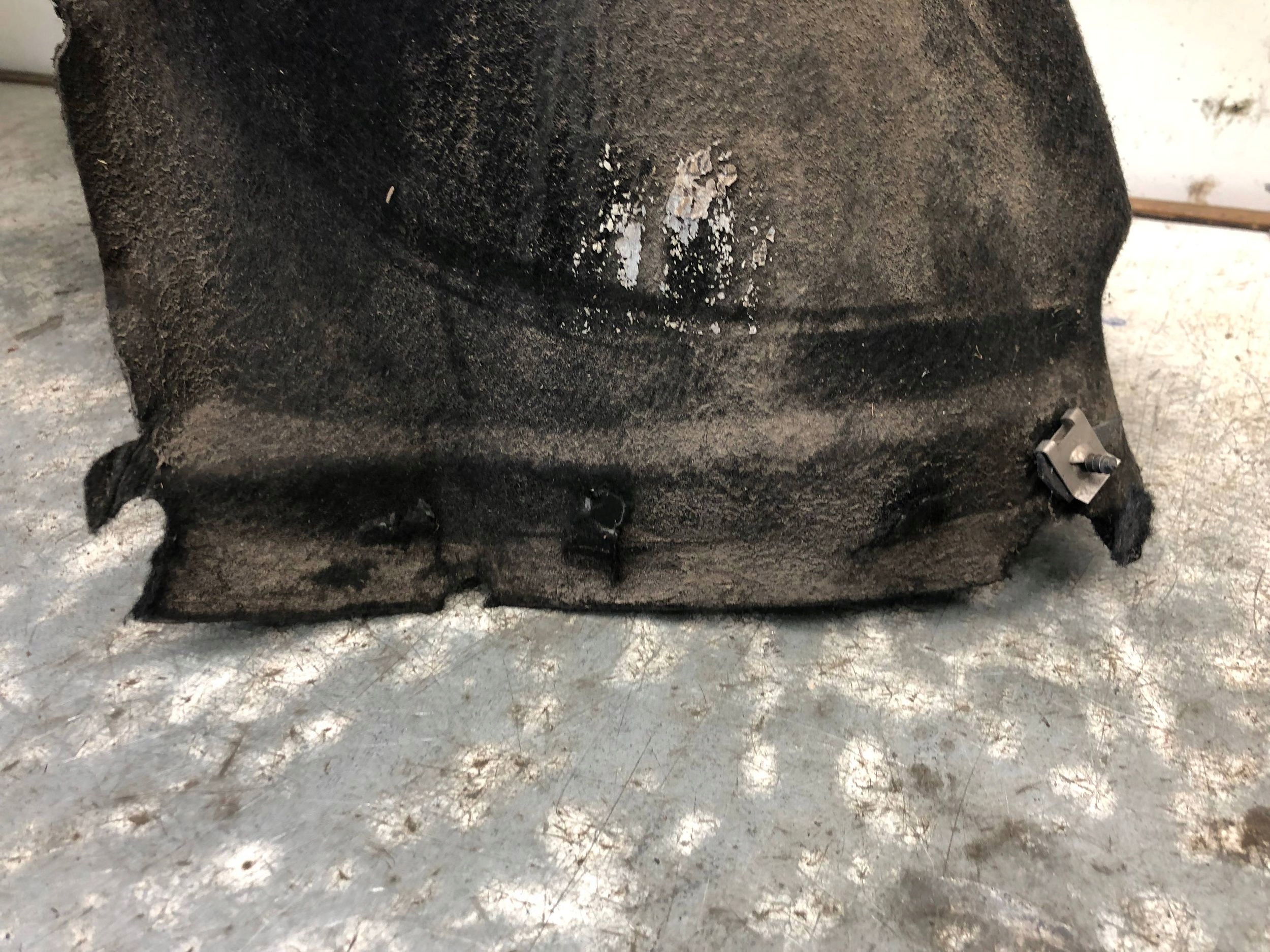belsösárvédö bal far AUDI Q5