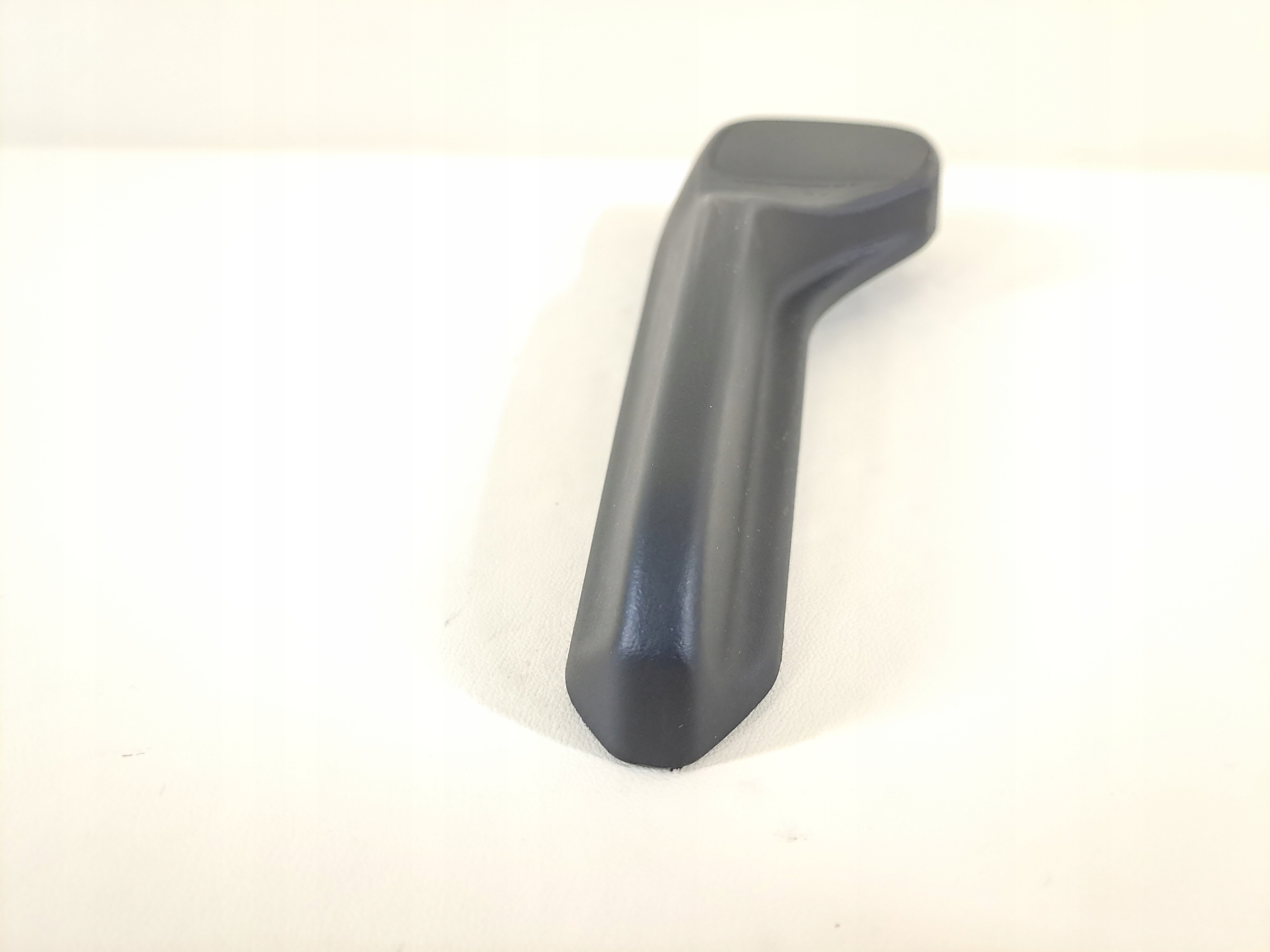 SANDERO III STEPWAY 21r handle control of left seat driver´s left
