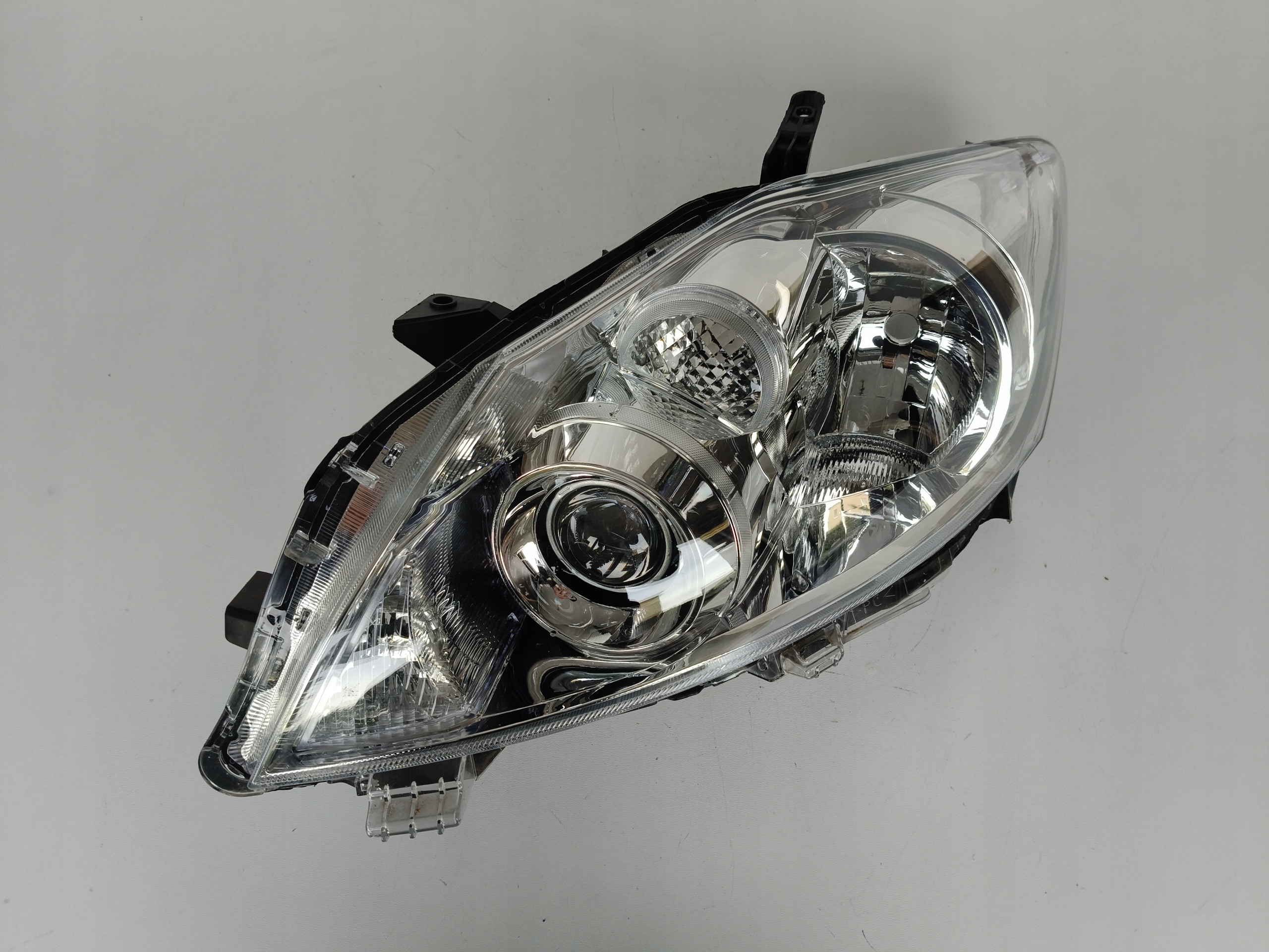 light left REFLEKTOR TOYOTA AURIS 10-12 LIFT