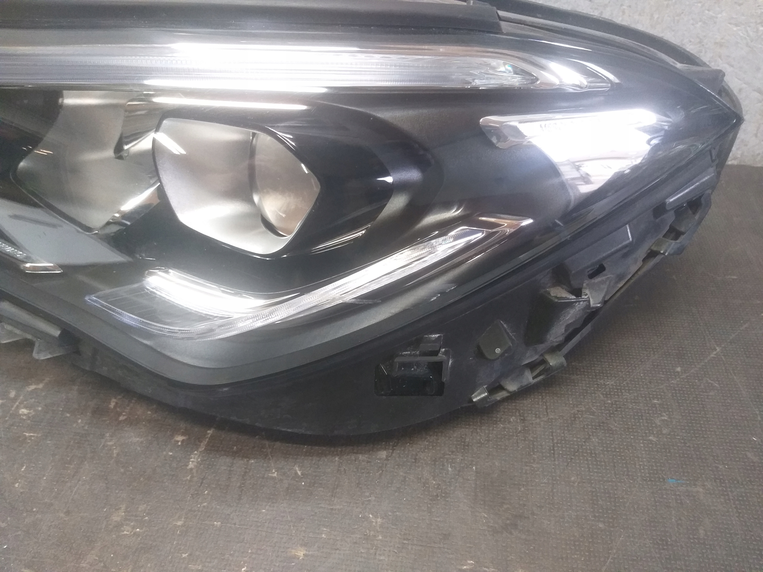 light front left MERCEDES CLA W118 FULL LED HP A1189062500