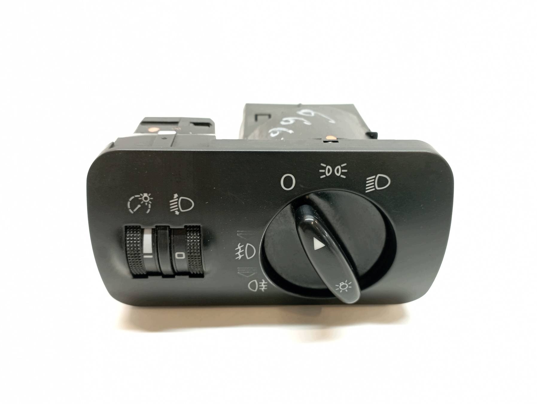 lichtschalter 8L194153G Audi A3 und (1996-2003) 8L