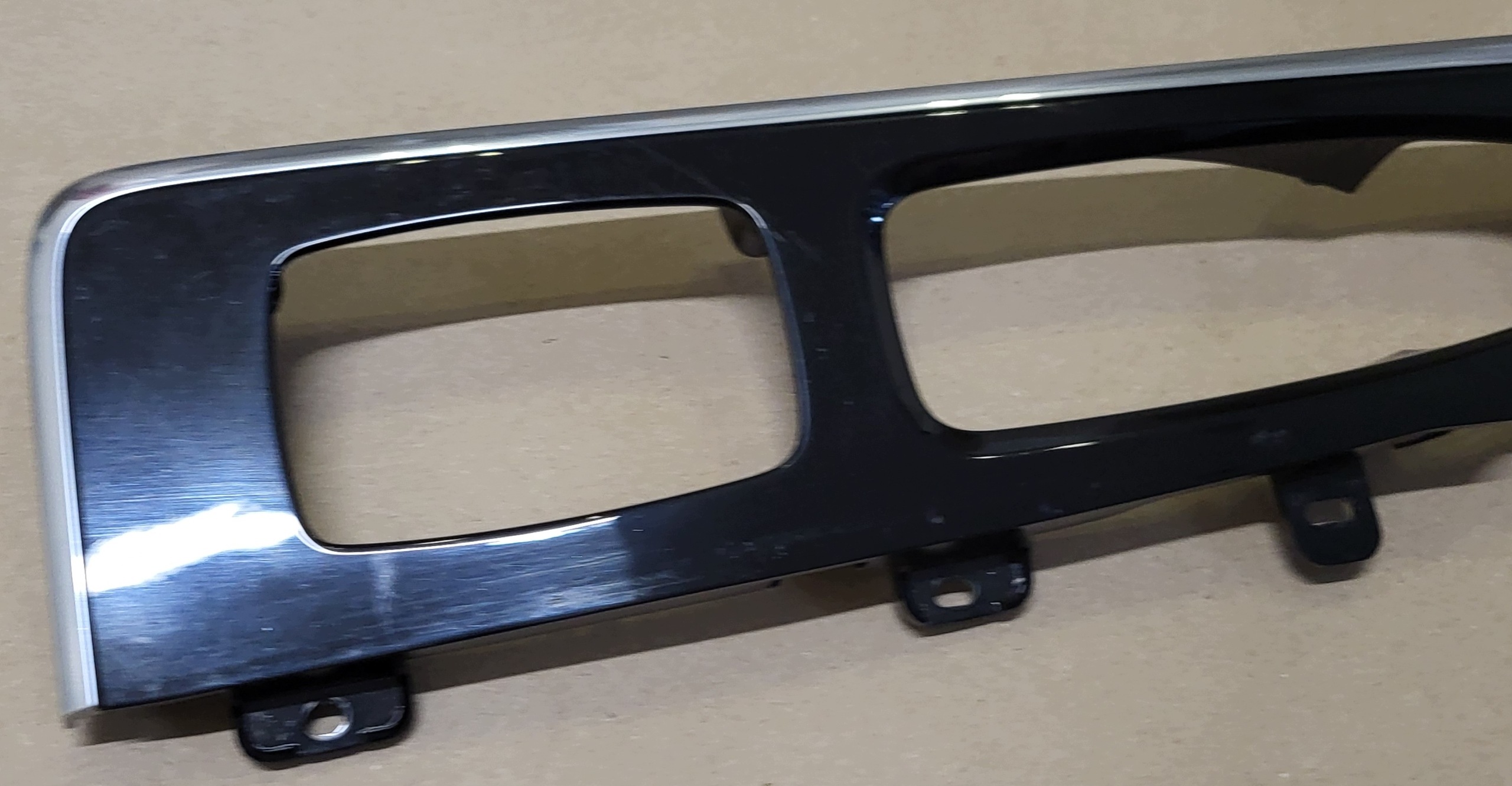 frame cover decorative trim tunnel middle DEKOR CHROM VOLVO XC60 II OE