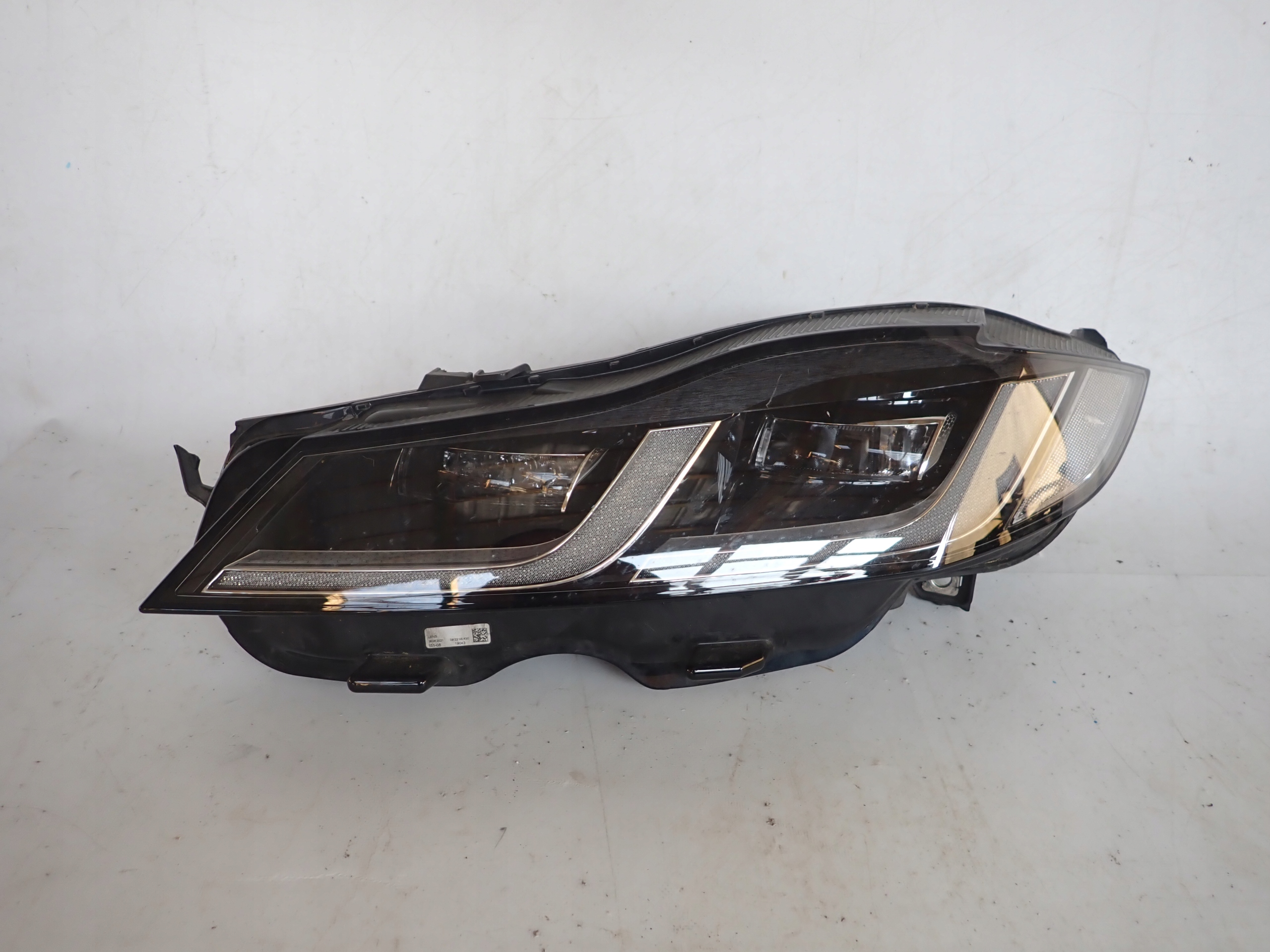 JAGUAR XF II X260 LIFT F-PACE X761 LIFT light left front front FULL LED
