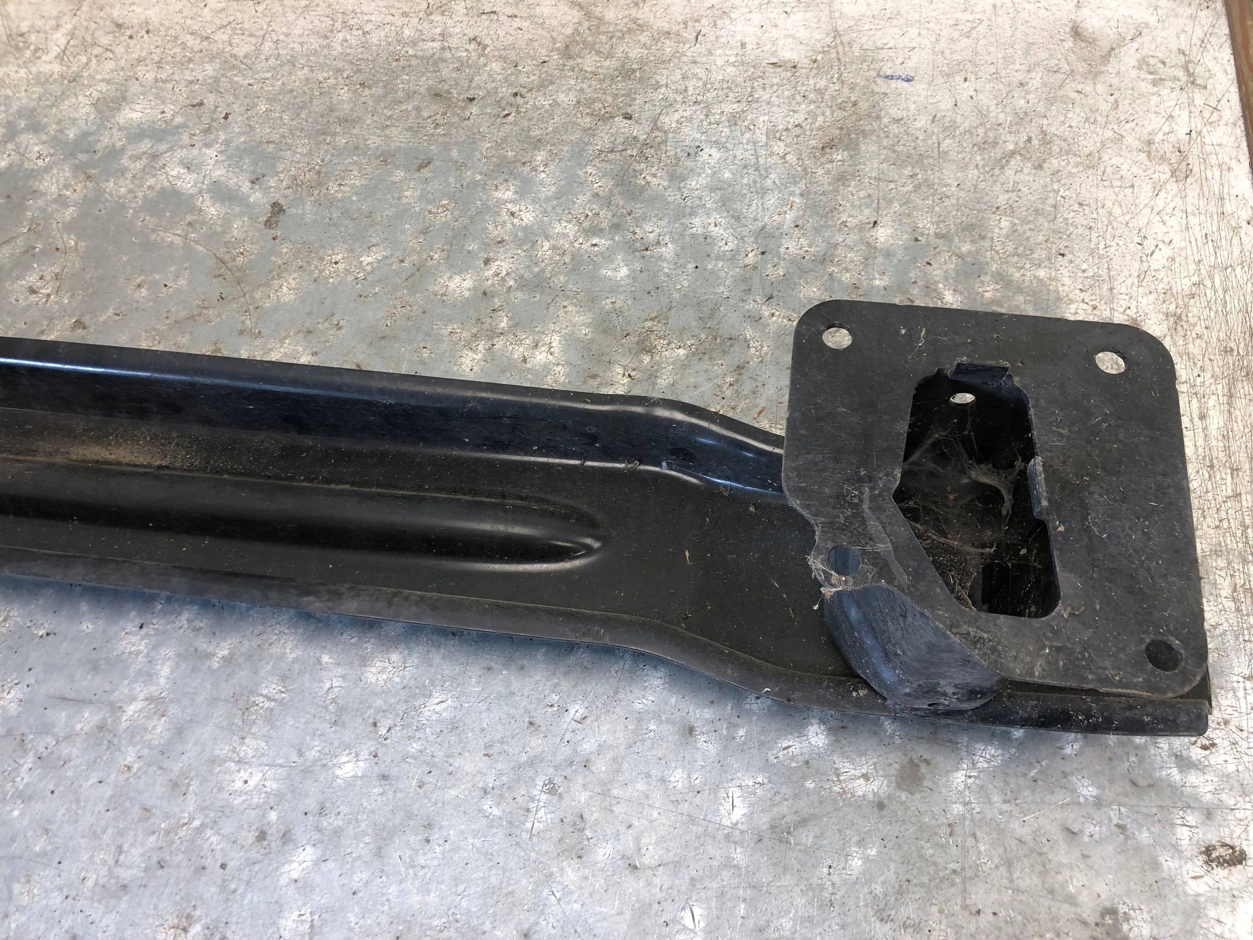 bumper support rear part VW SHARAN 7N0807305A