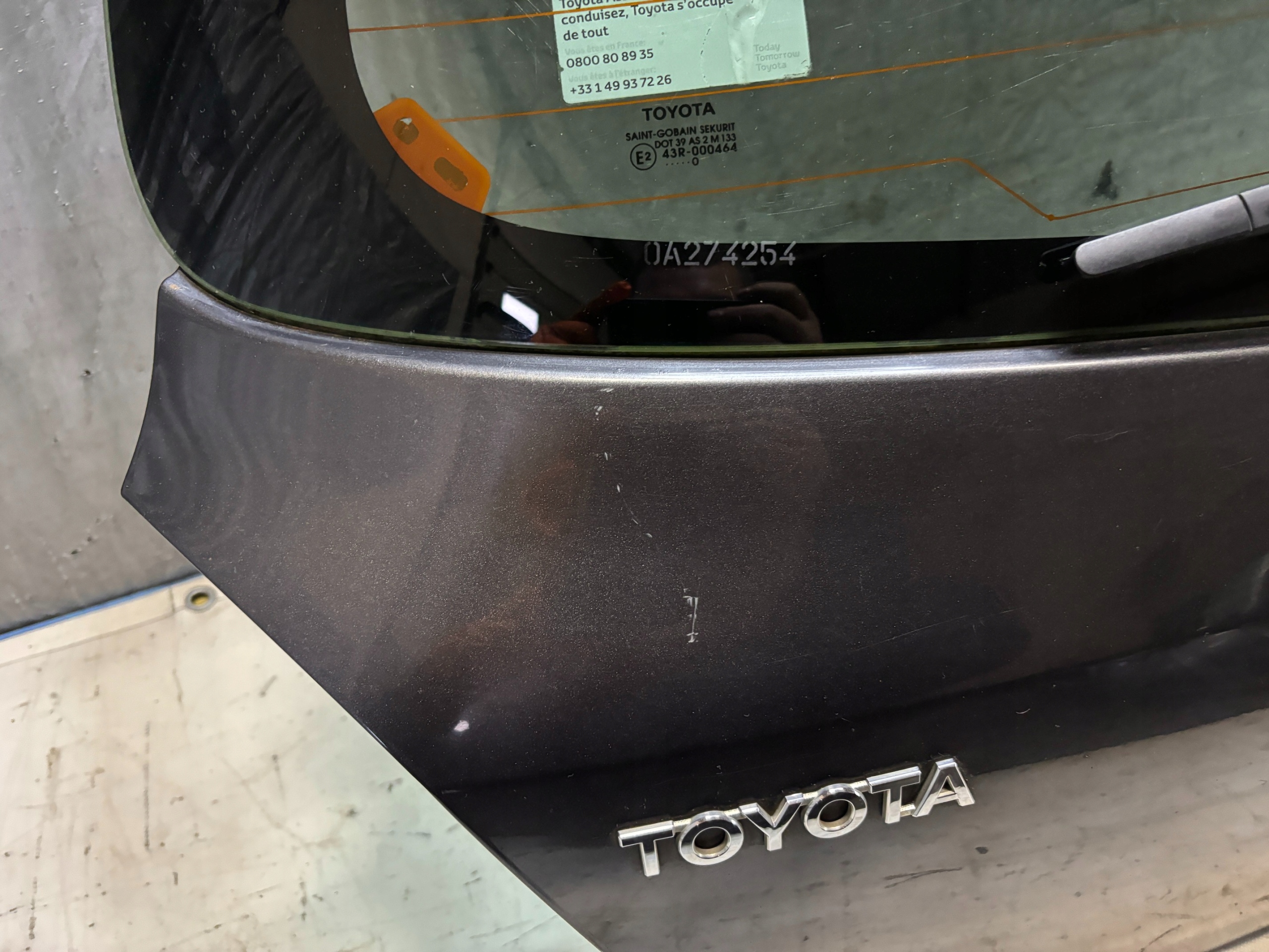 trunk door boot Toyota Yaris II 2 5D k: 1G3