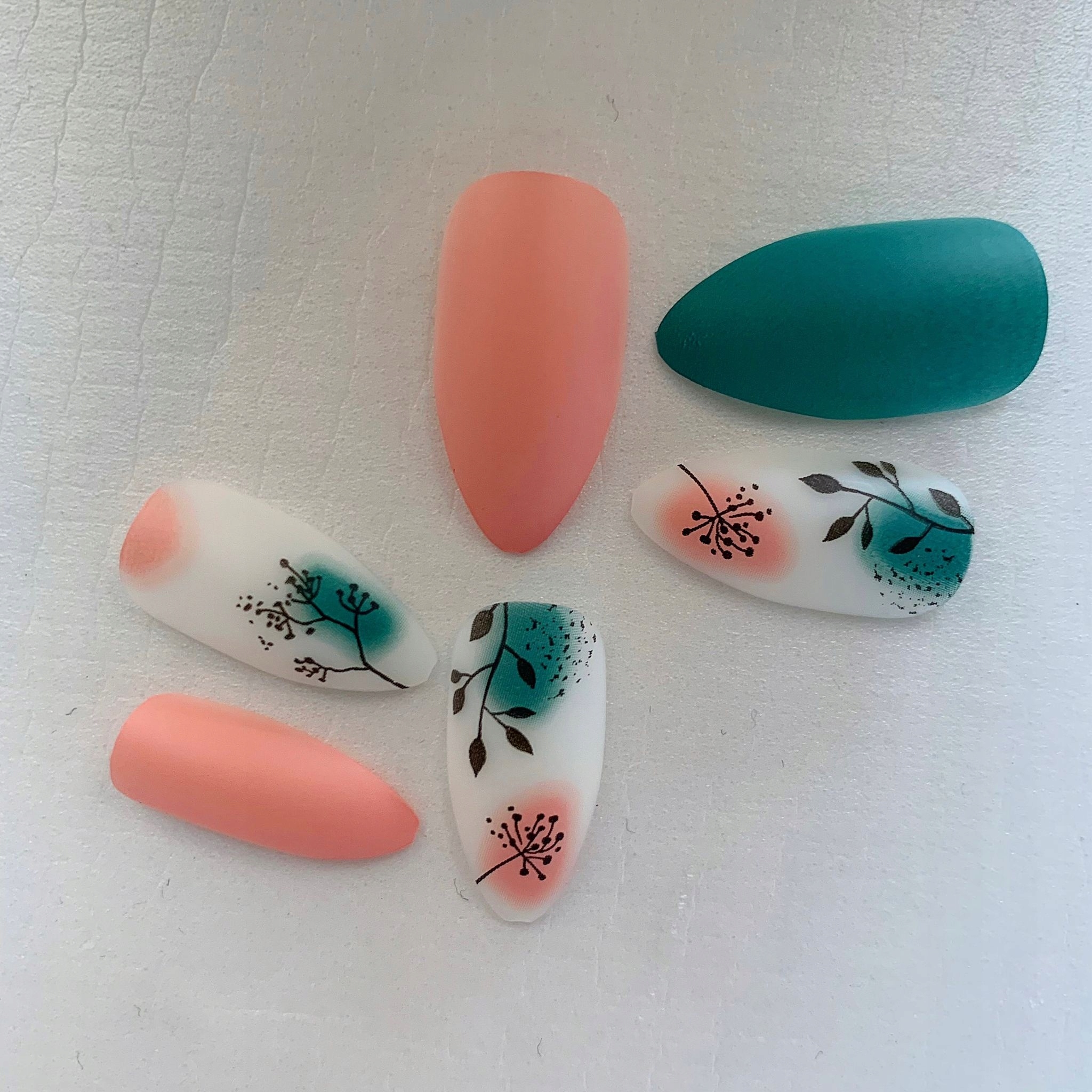 PASDE 3315 TIPSY ART FLORAL 3315 Marka Deni Carte