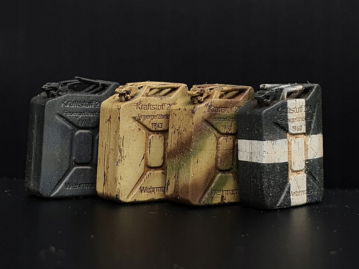 

Kanistry Wermacht 4 sztuki 1:72