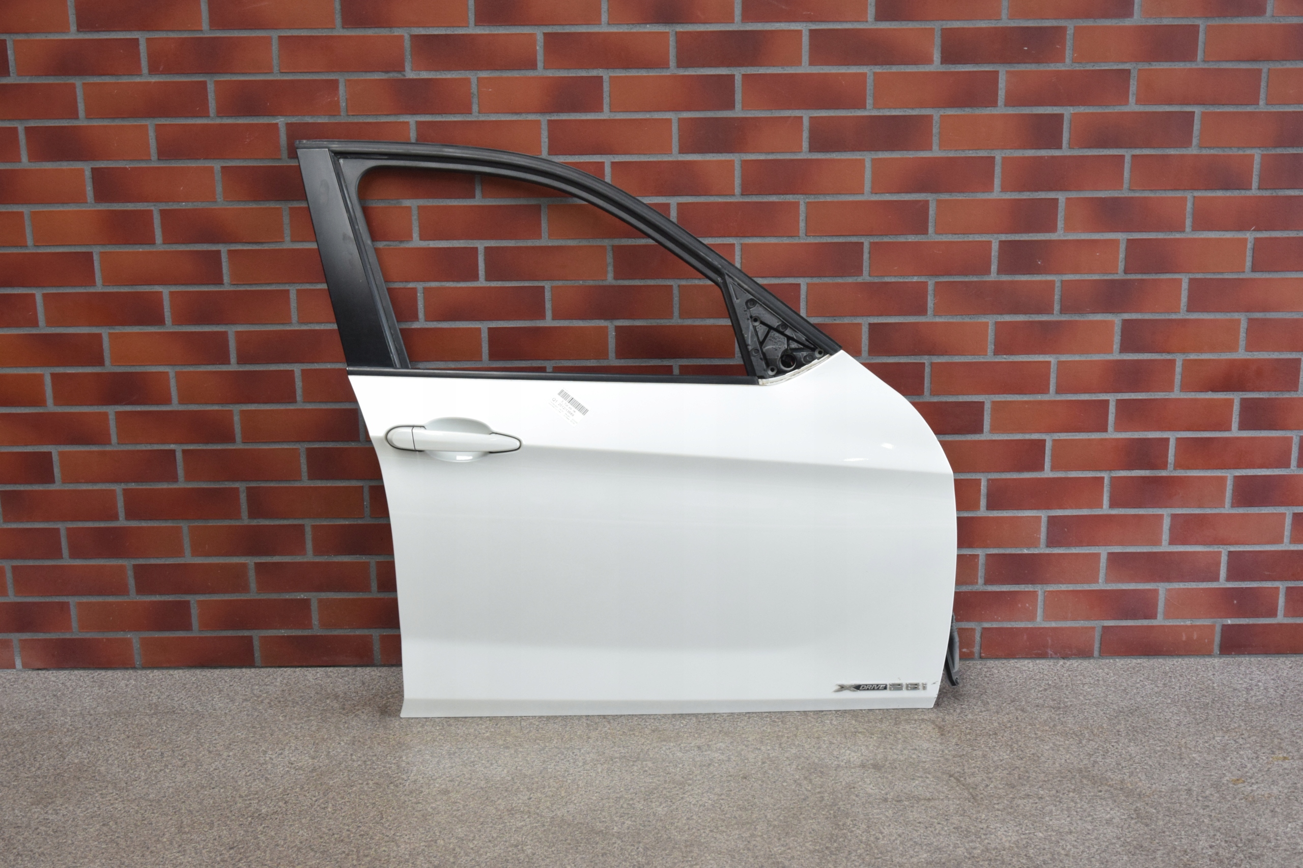 DRZWI PRAWE PRZÓD PRZEDNIE BMW X1 E84