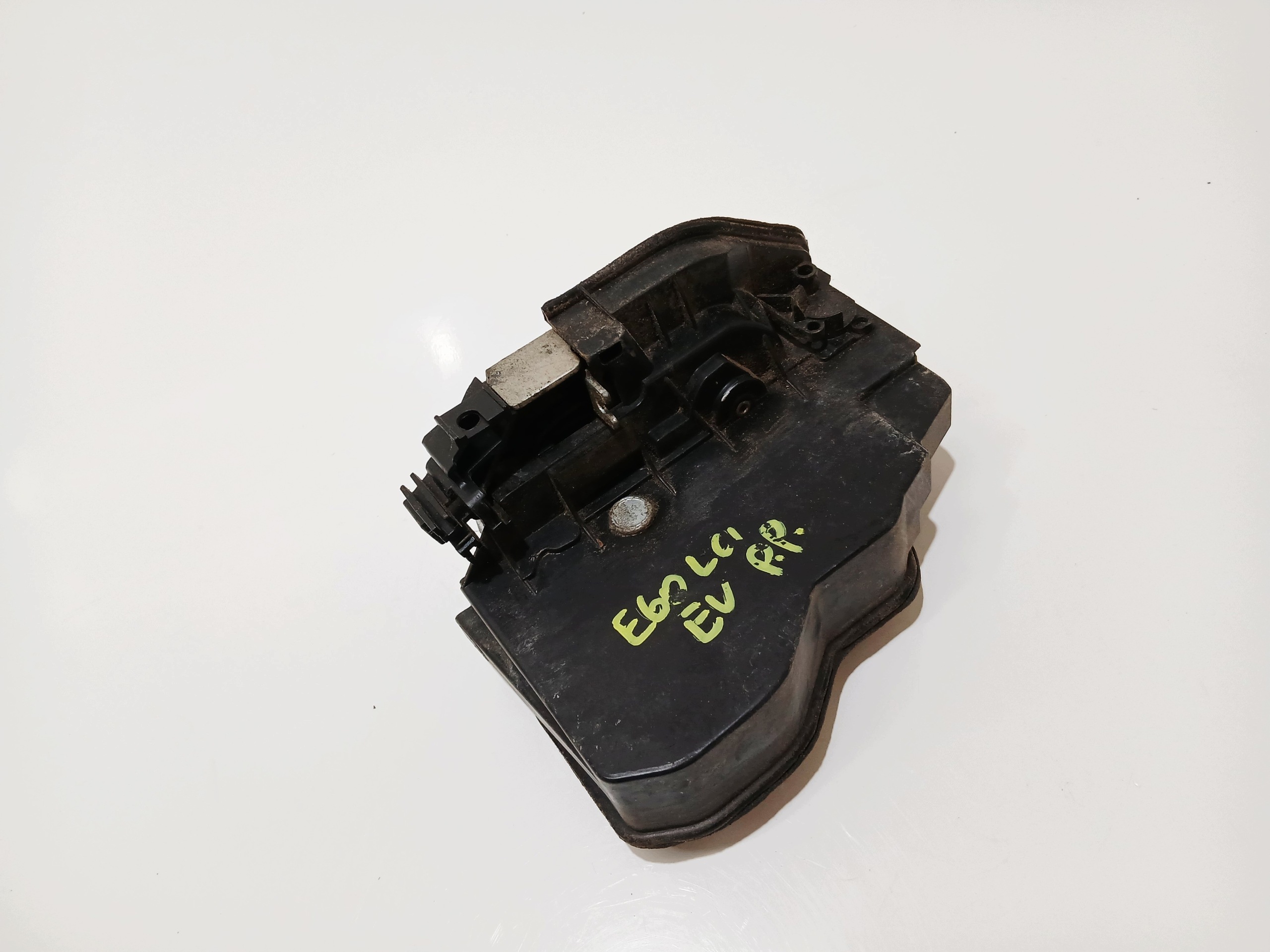 lock door right front front BMW E60 E61 7202146 5 PIN EU ( 0000132)