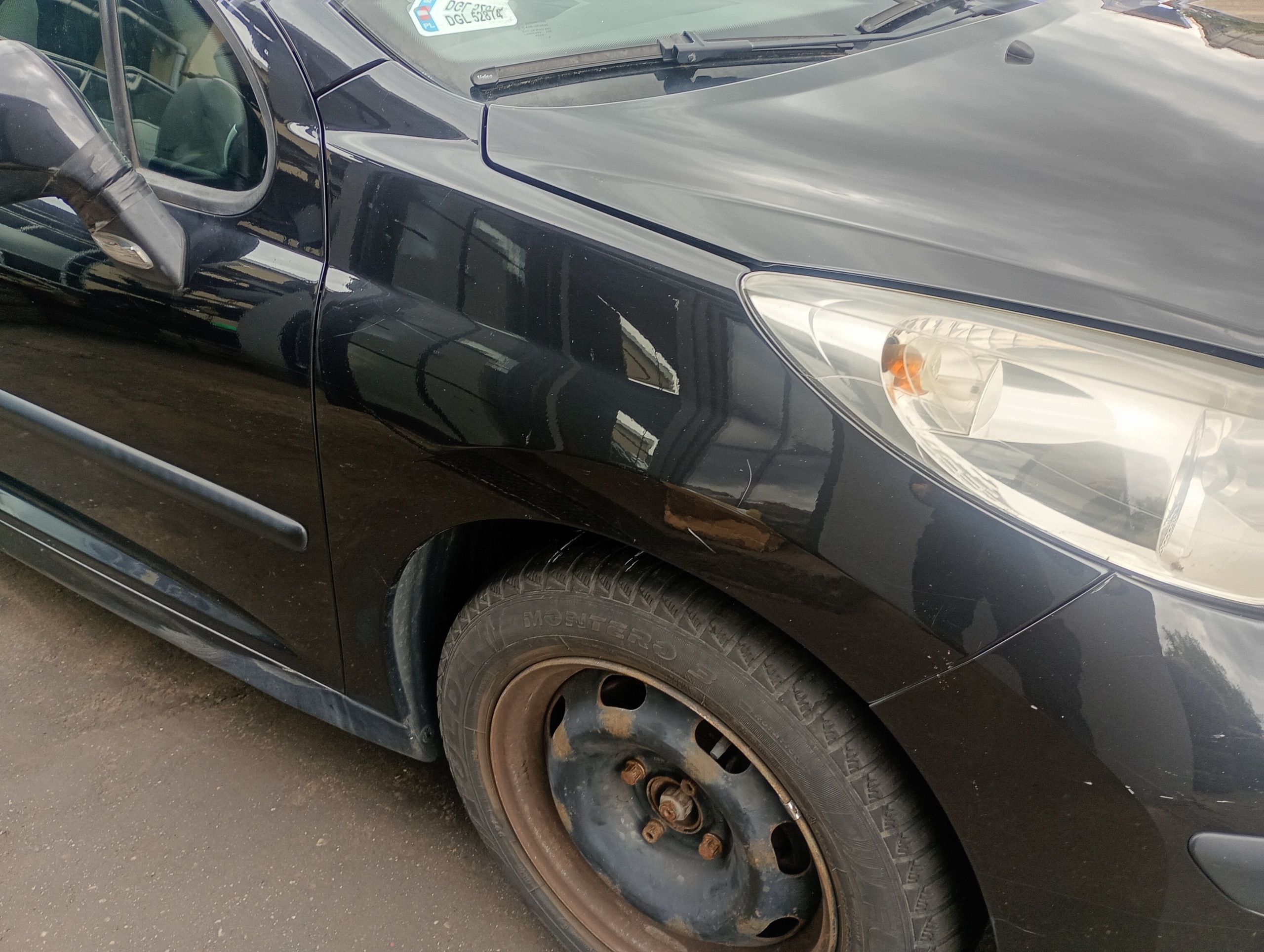 fender right front front Peugeot 307 SW 02-08 kod lakieru EXLD
