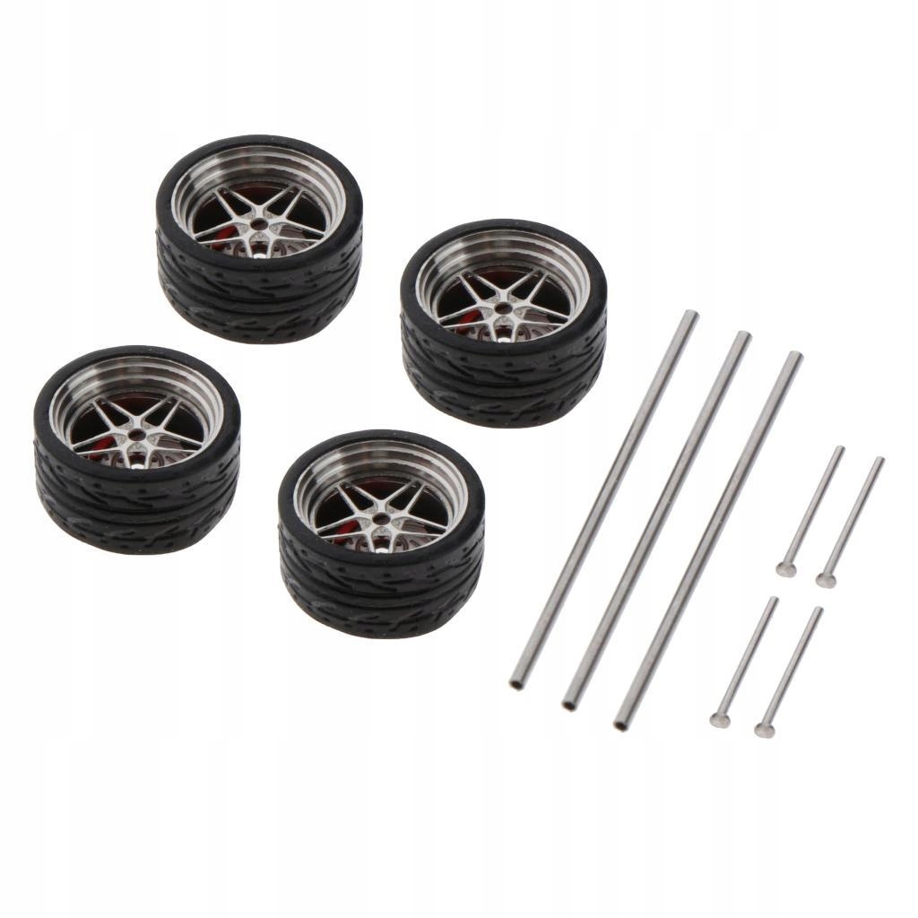 2 zestawy pojazdów w 1/64 jeżdżących na Długość 0.1 cm