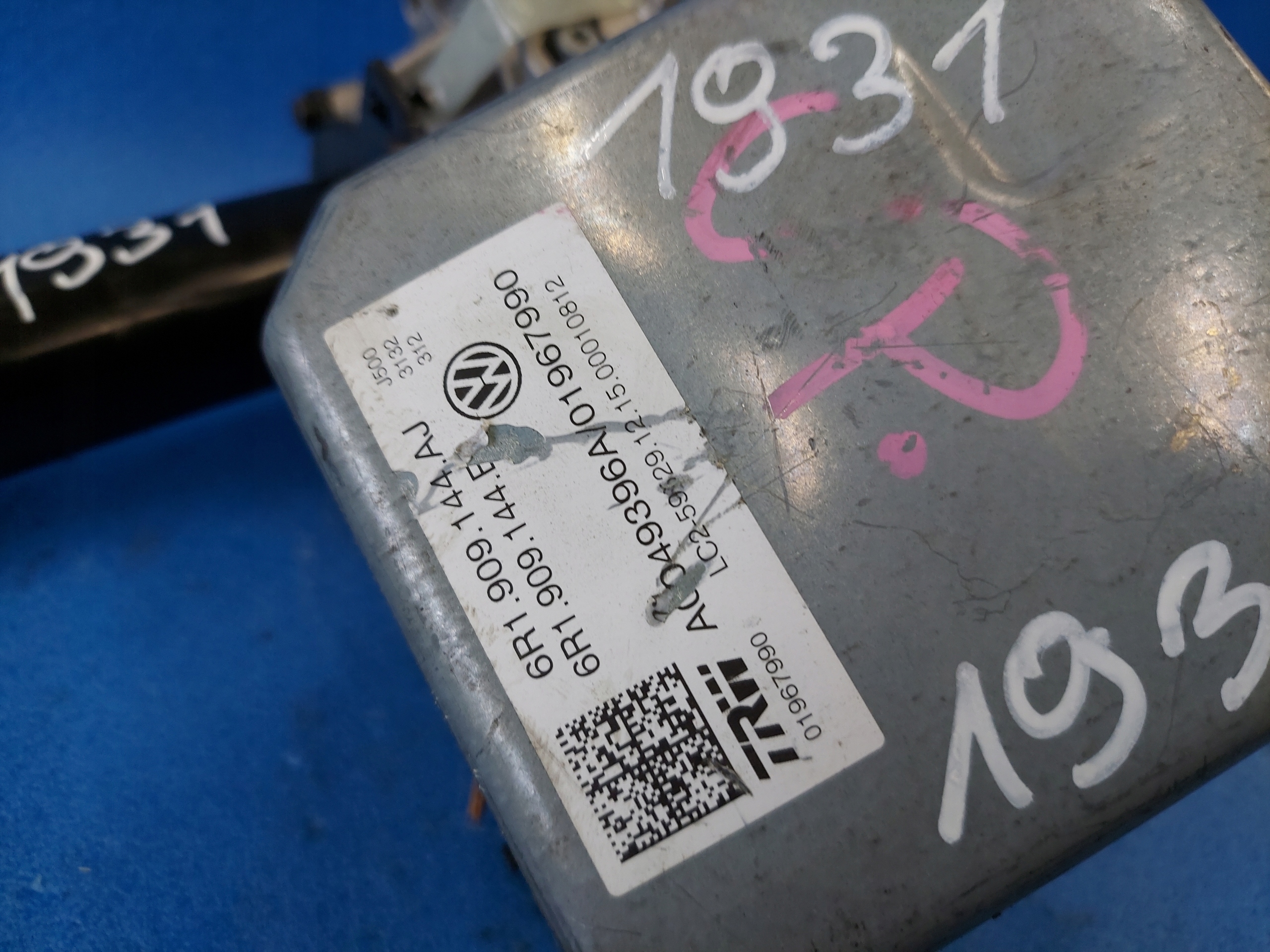 control electrics CITIGO 6R1909144AJ