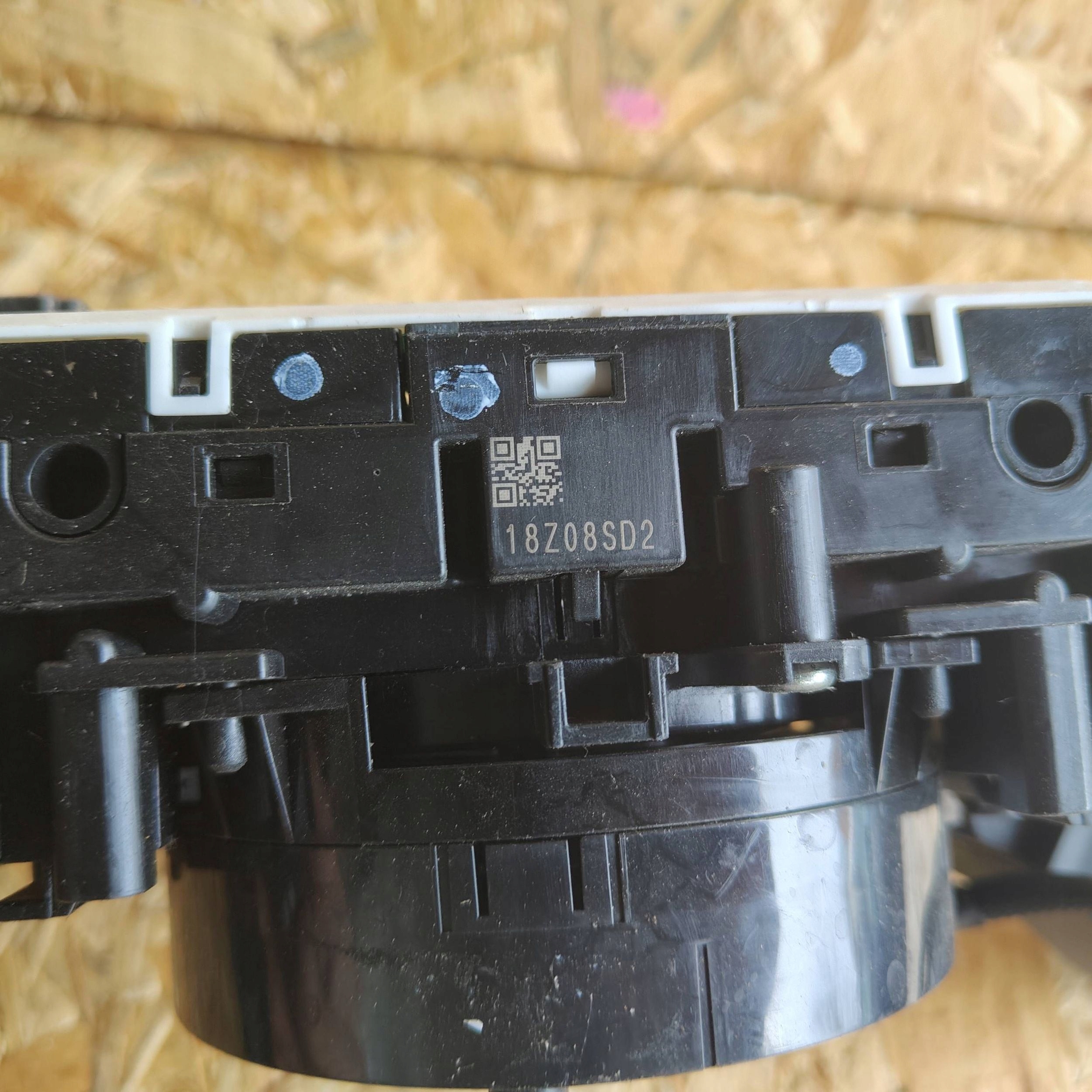 DEVIO LUCI TERGICRISTALLO TERGI Renault Clio V 18Z08SD2