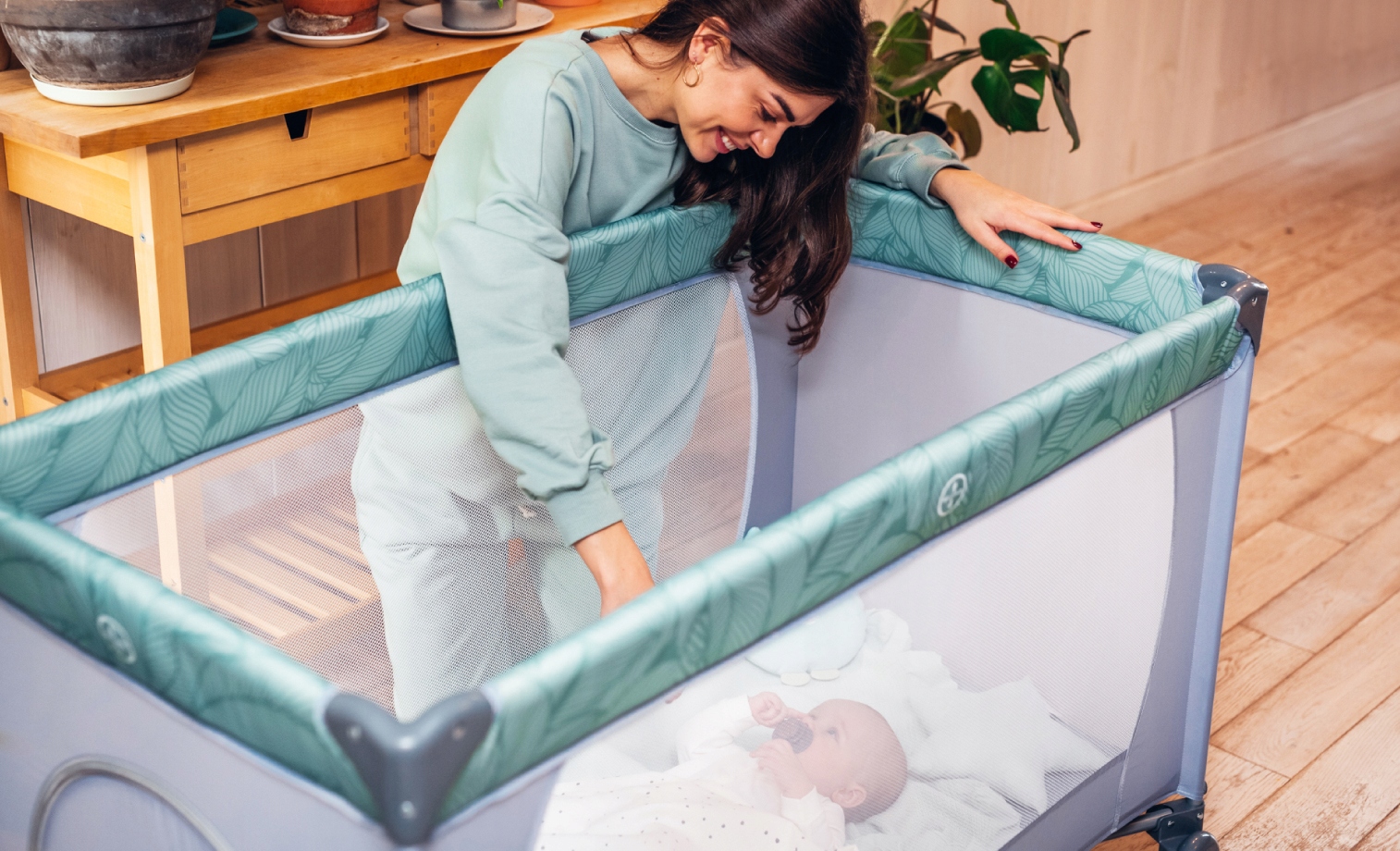 ŁÓŻECZKO TURYSTYCZNE - MoMi BELOVE ZIELONE - MATERAC SKŁADANE KOJEC TORBA Szerokość produktu 65 cm