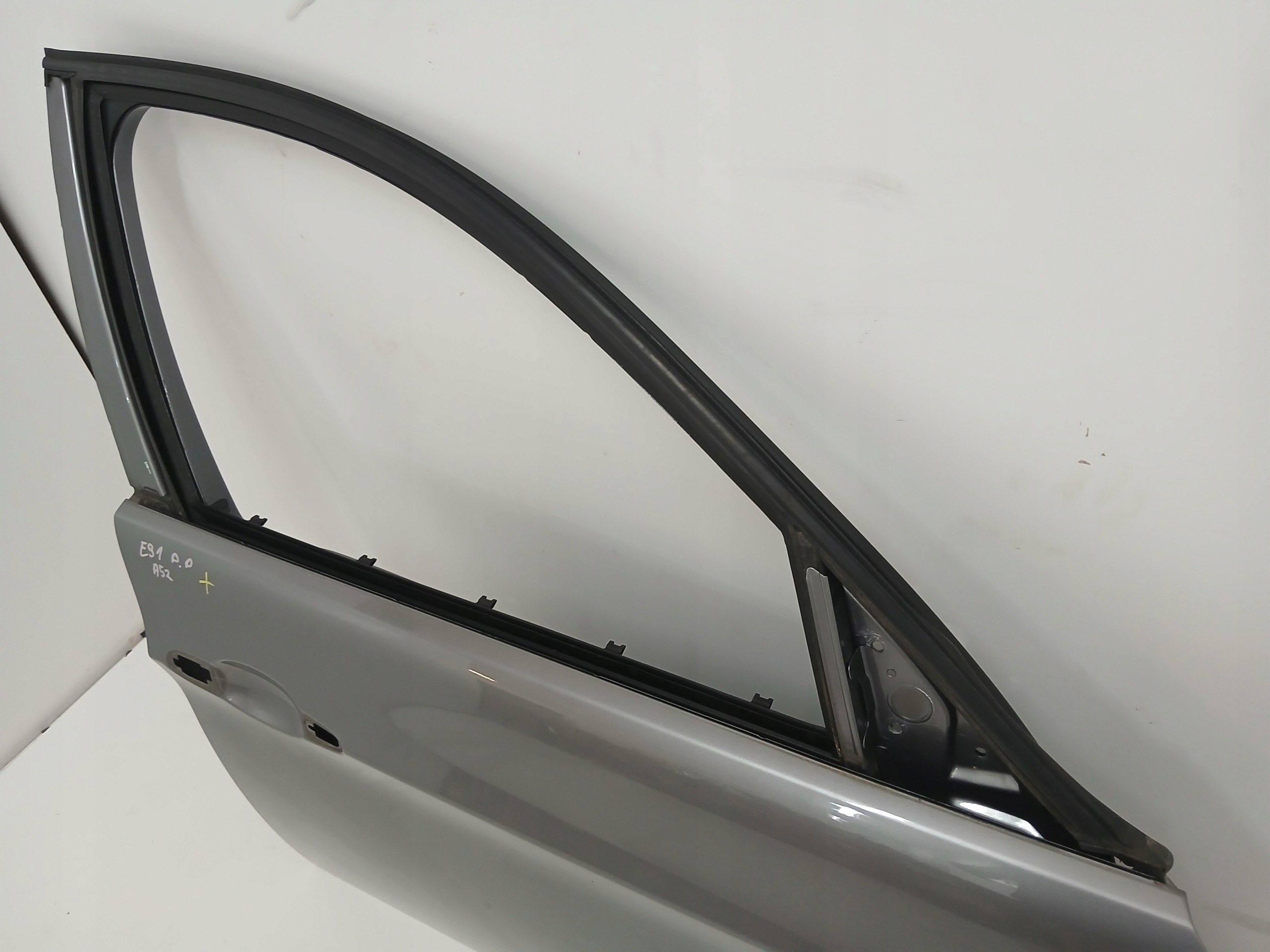 door right front BMW E90 E91 SPACEGRAU