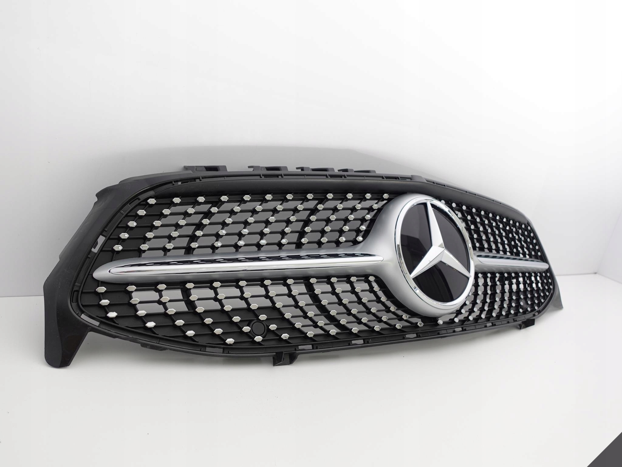 MERCEDES CLA X118 C118 AMG 19- DIAMOND Grill