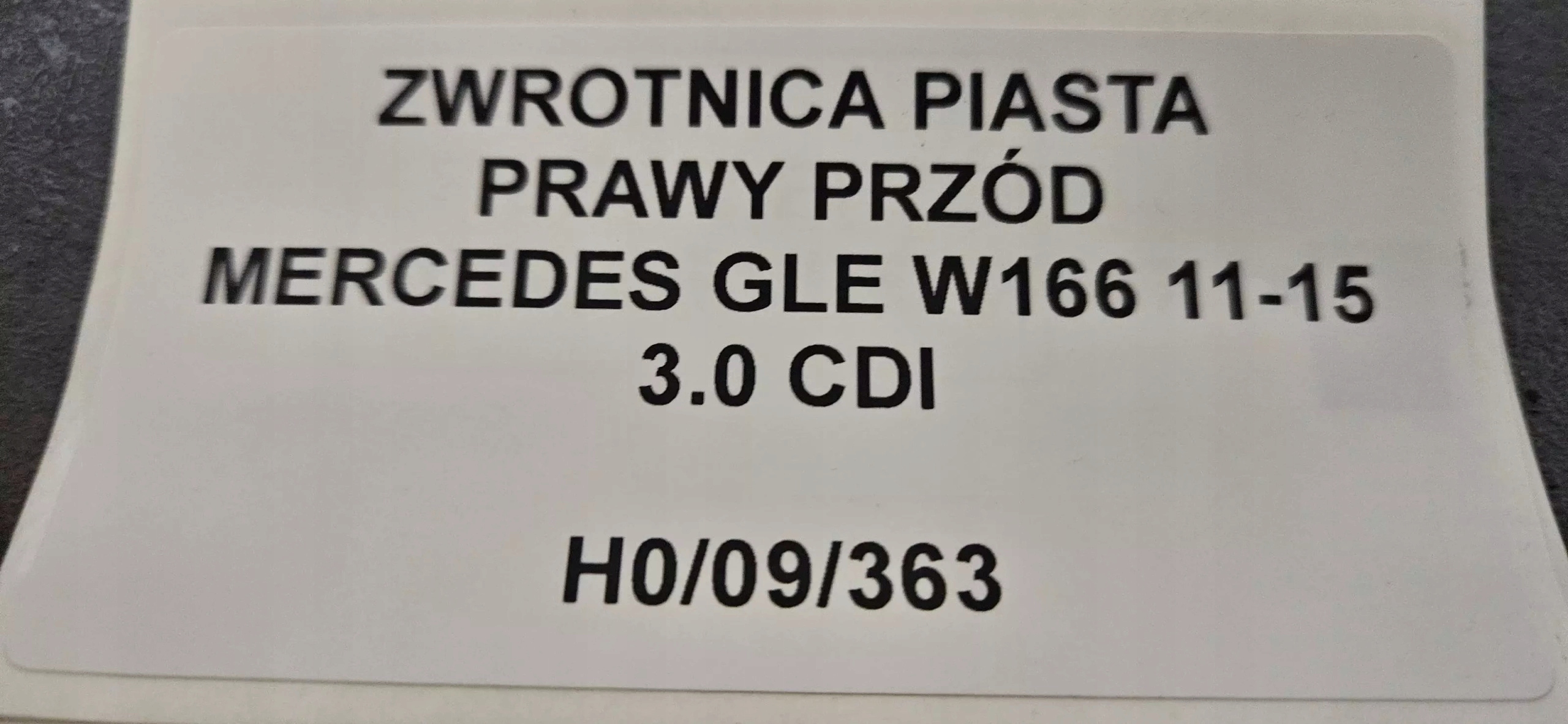 otoč čepu pravý předek MERCEDES GLE W166 11