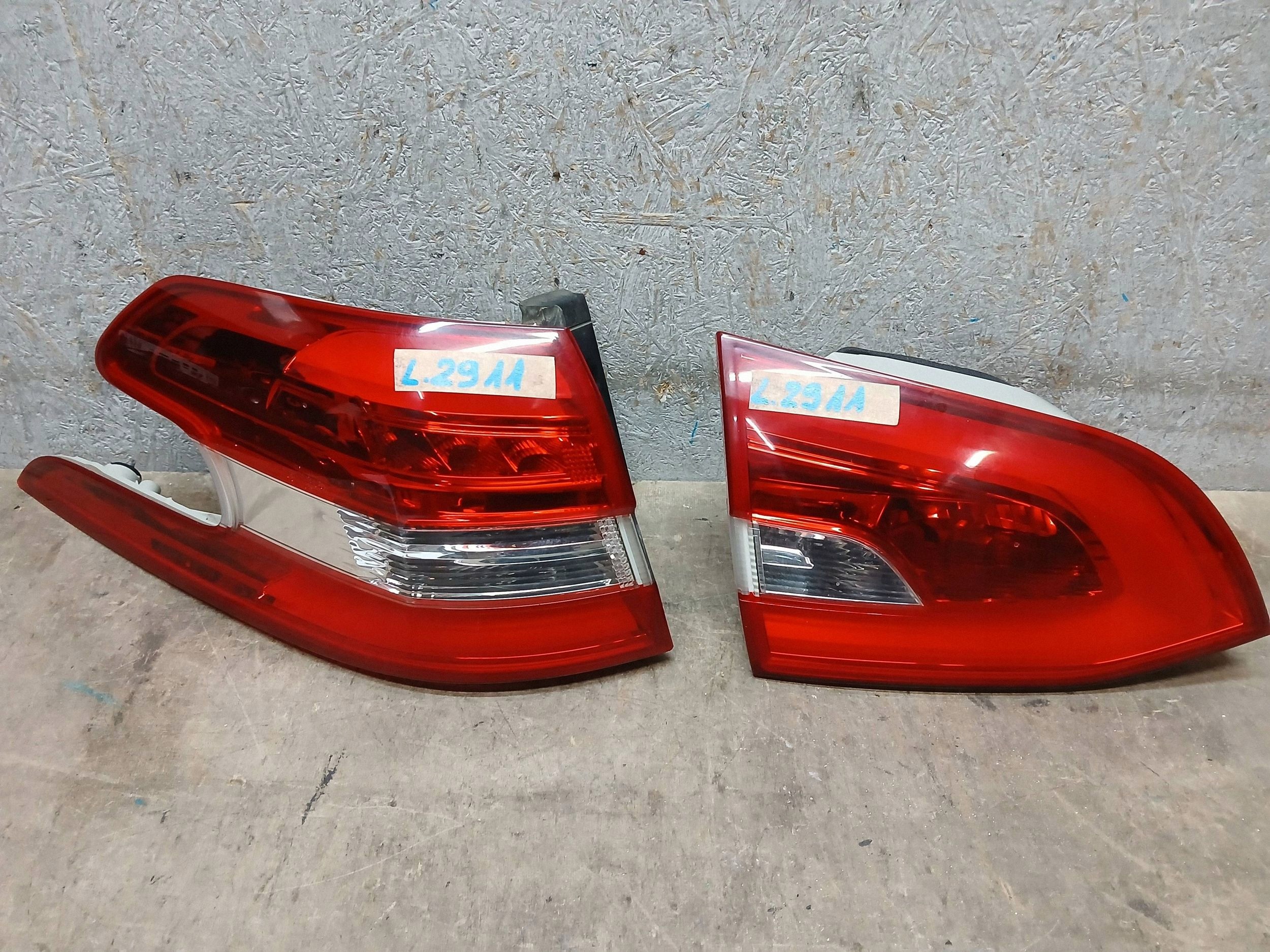 light lights rear part left PEUGEOT 308 II 2 T9 KOMBI 14