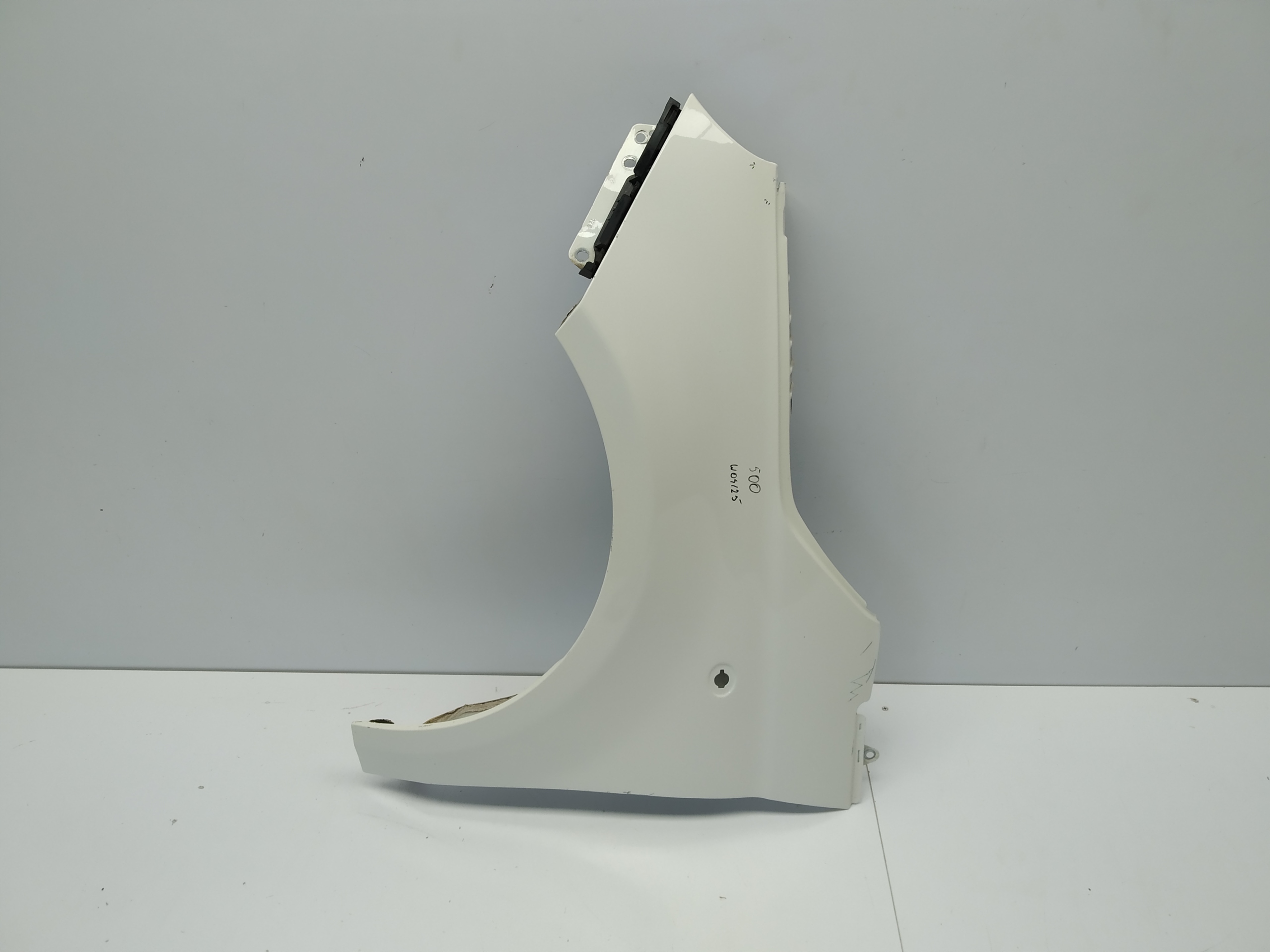 2007r + Fiat 500 fender front left front original