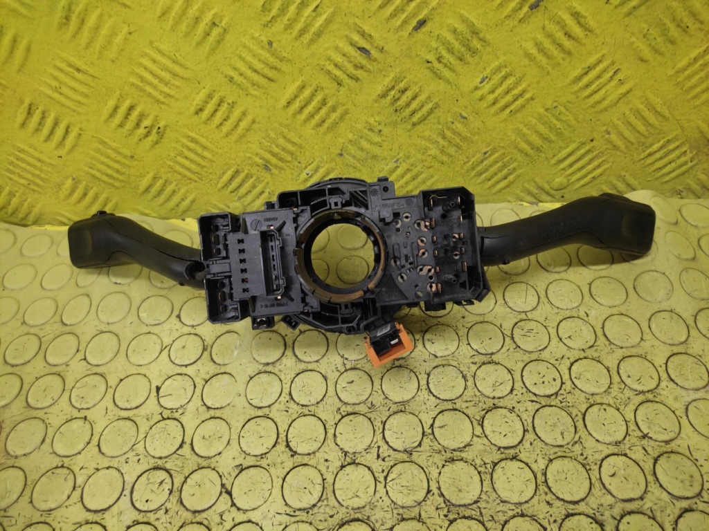 VW GOLF IV steering wheel levers and controls 8L0953513G