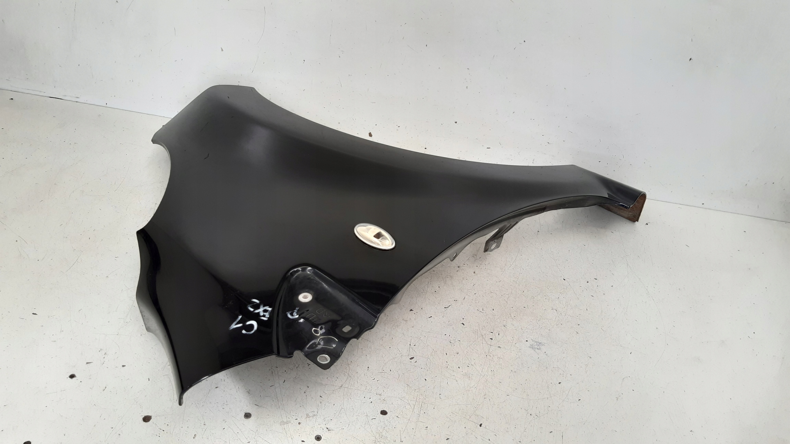 fender right EXZ Citroen C1