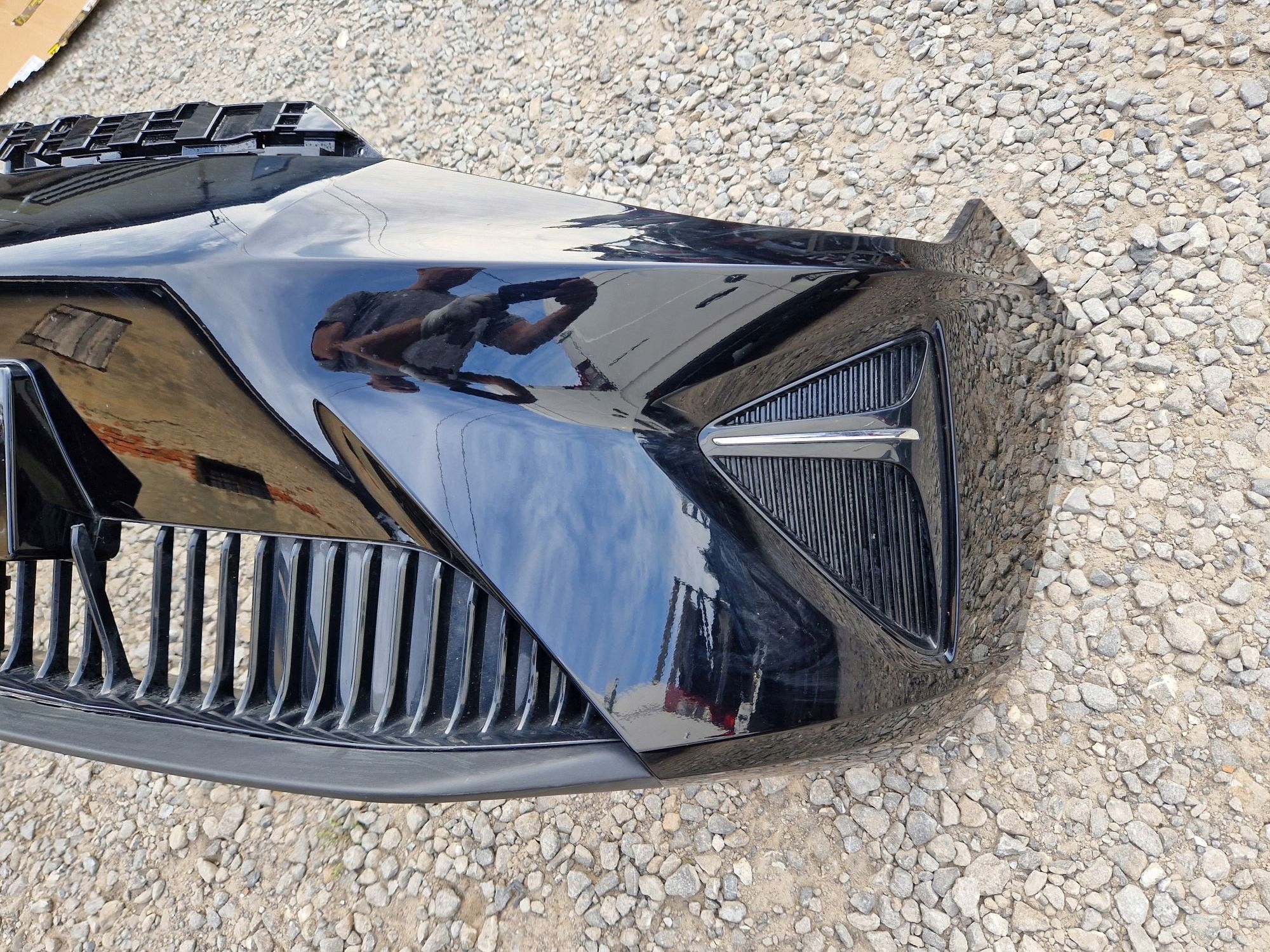 Frontstoßstange MG 5 EV ROEWE Ei5 2021R->
