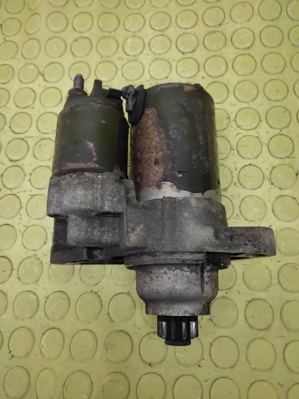 SKODA FABIA 1.2 12V starter 0001120400