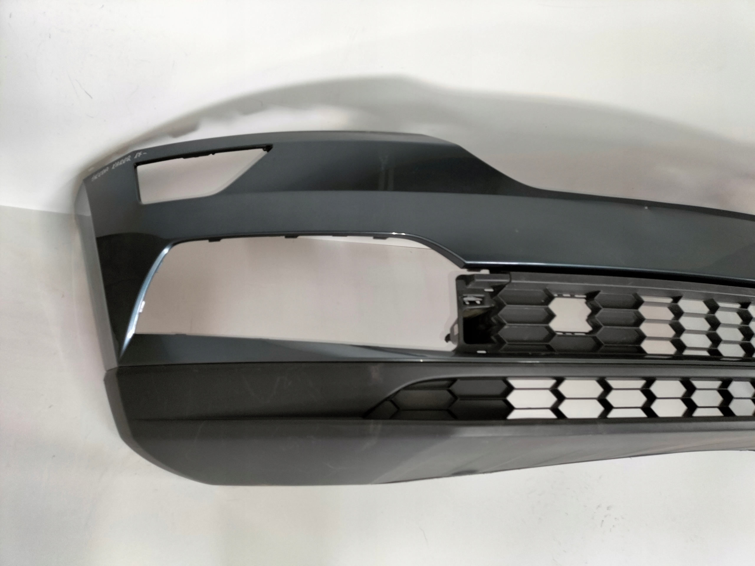 front bumper front SKODA KAROQ 17