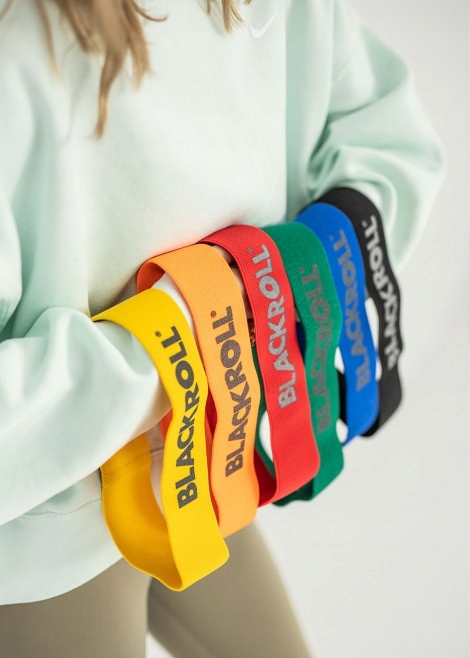 Taśma lekka LOOP BAND 30 cm BLACKROLL pomarańczowy Kolor dominujący pomarańcze i czerwienie