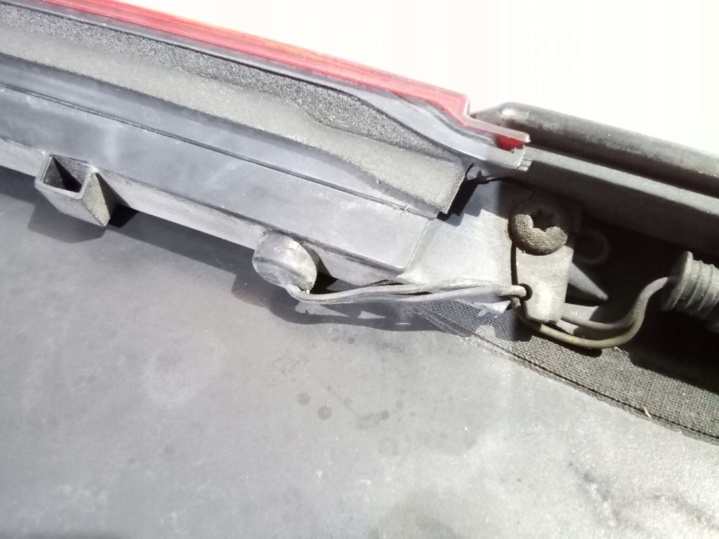 BMW E46 kombi Touring lotka spoiler light stop