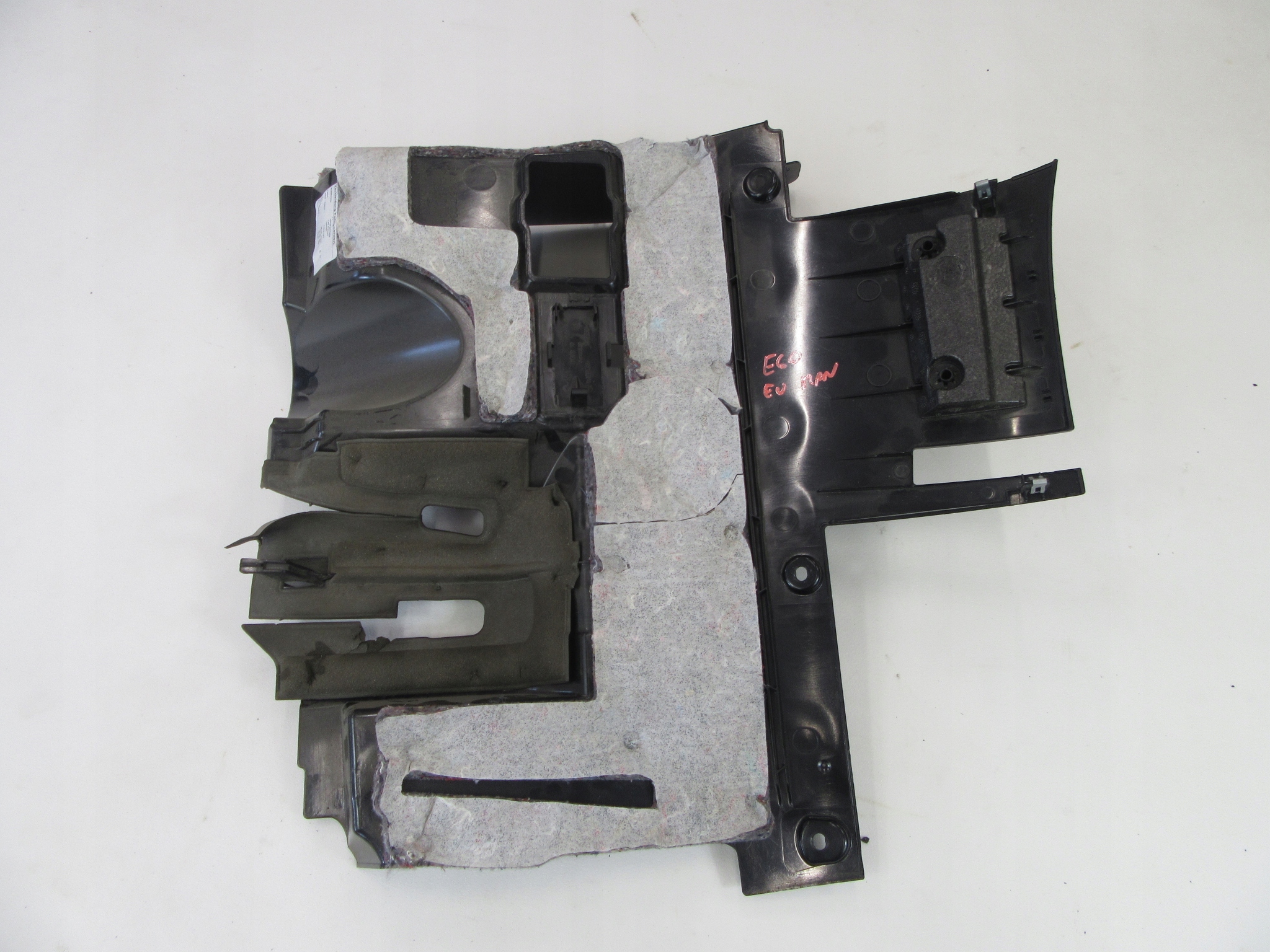 obal pedalow kryt nad nohy BMW e60 e61 EUROPA