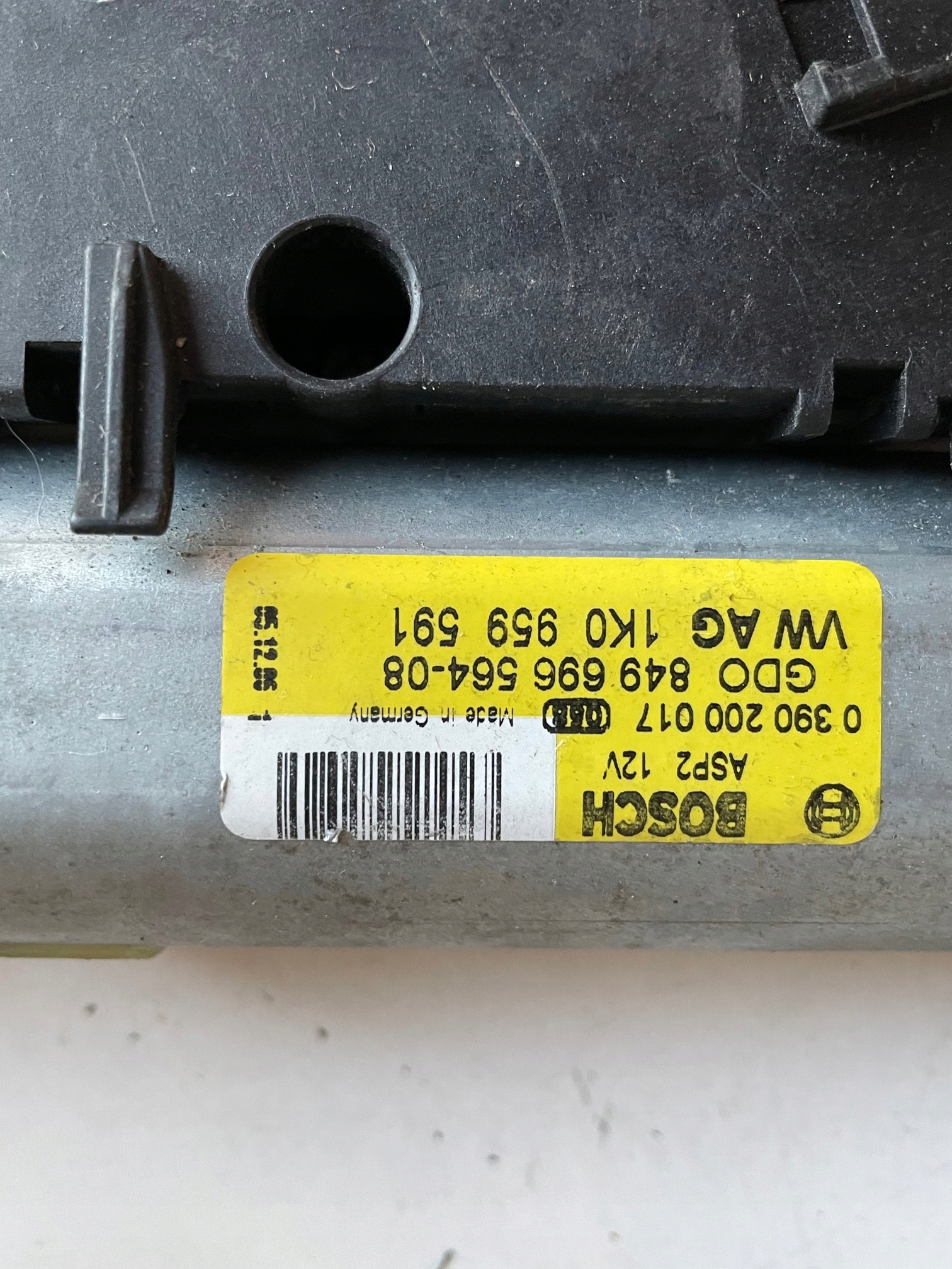 VW GOLF PASSAT SILNICZEK SZYBERDACHU 1K0959591 Car type Passenger cars