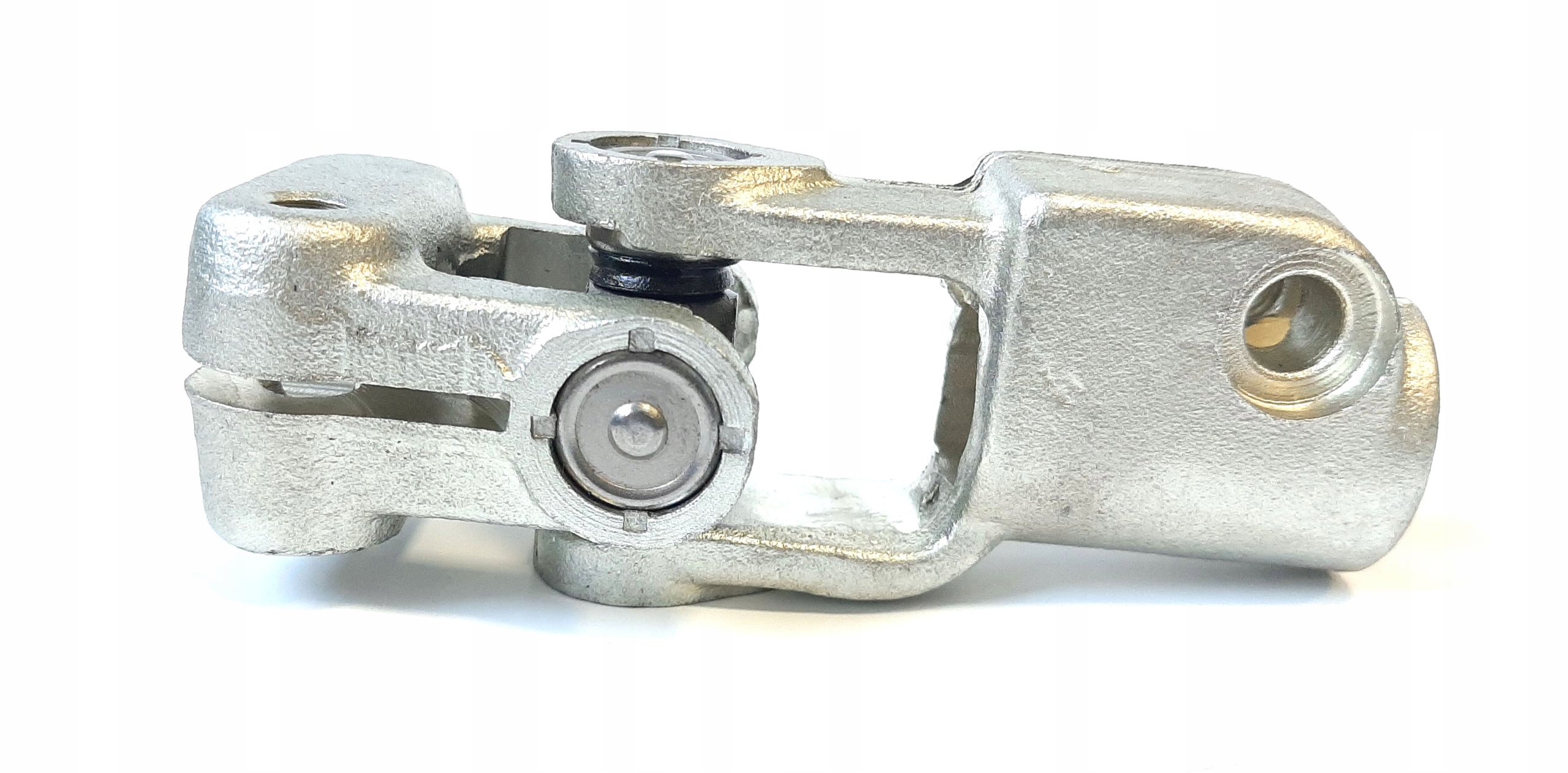 Krzyżak kolumny kierowniczej Land Rover Discovery