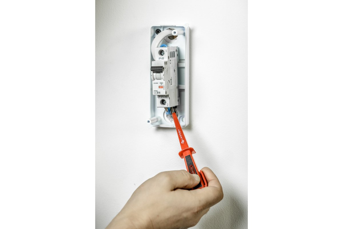 HOGERT PRÓBNIK NAPIĘCIA TESTER NEONÓWKA DO PRZEWODÓW I GNIAZDEK HT1S981 Rodzaj próbnik