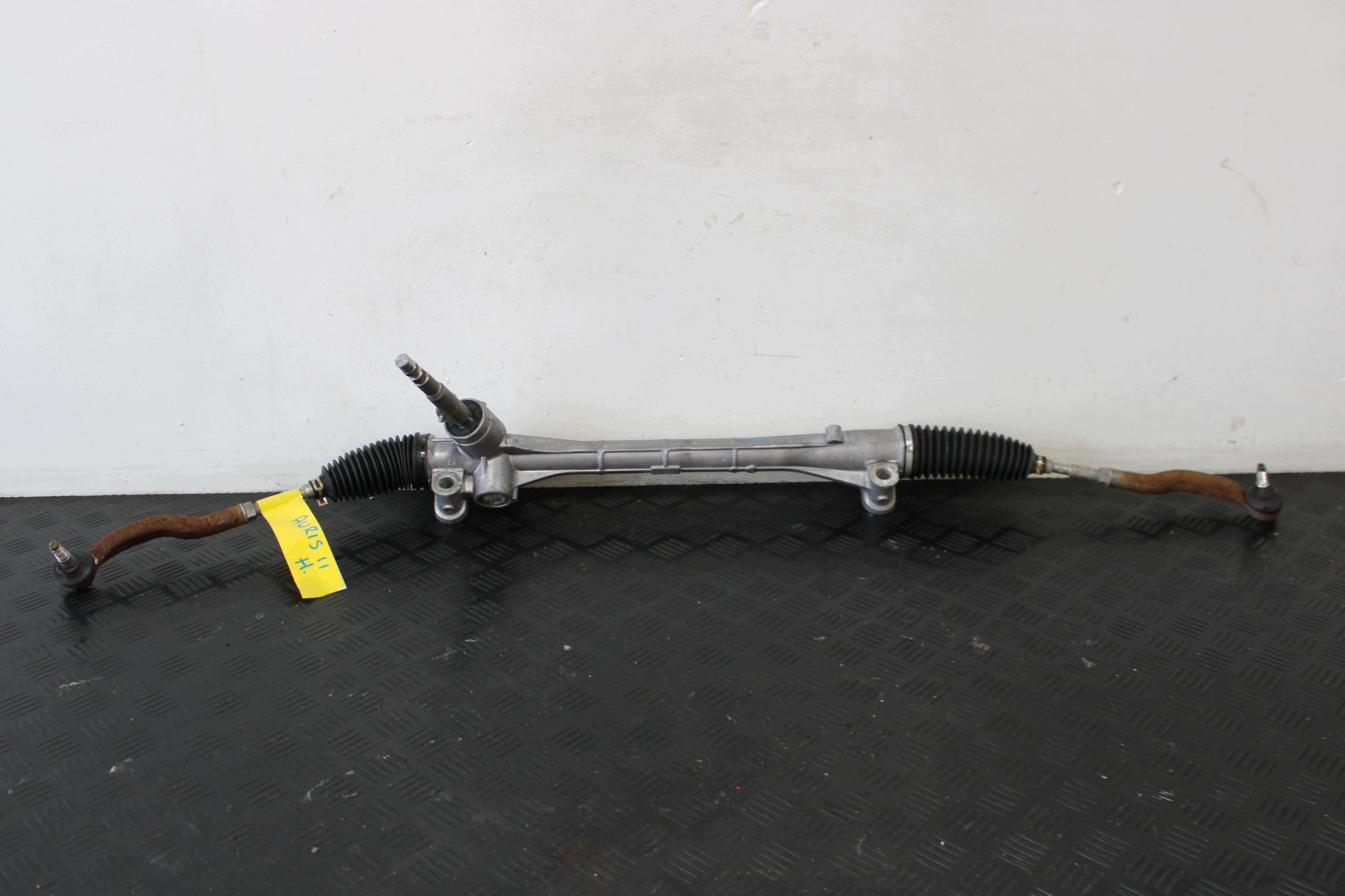 drag rod servo steering control TOYOTA AURIS II 2 KOMBI