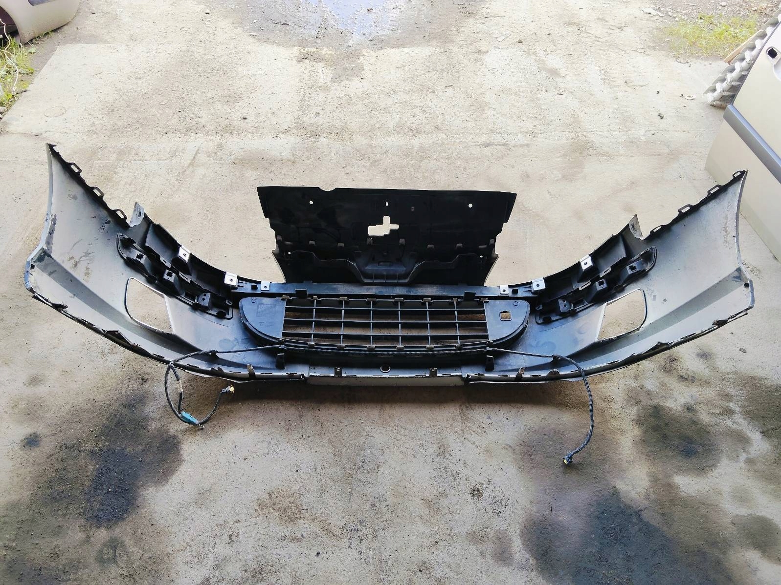 bumper front front Peugeot 407 1.6 HDI 04r EZRC