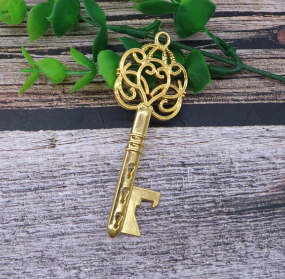 BRELOK KLUCZ OTWIERACZ DO PIWA BUTELEK NA ŚLUB