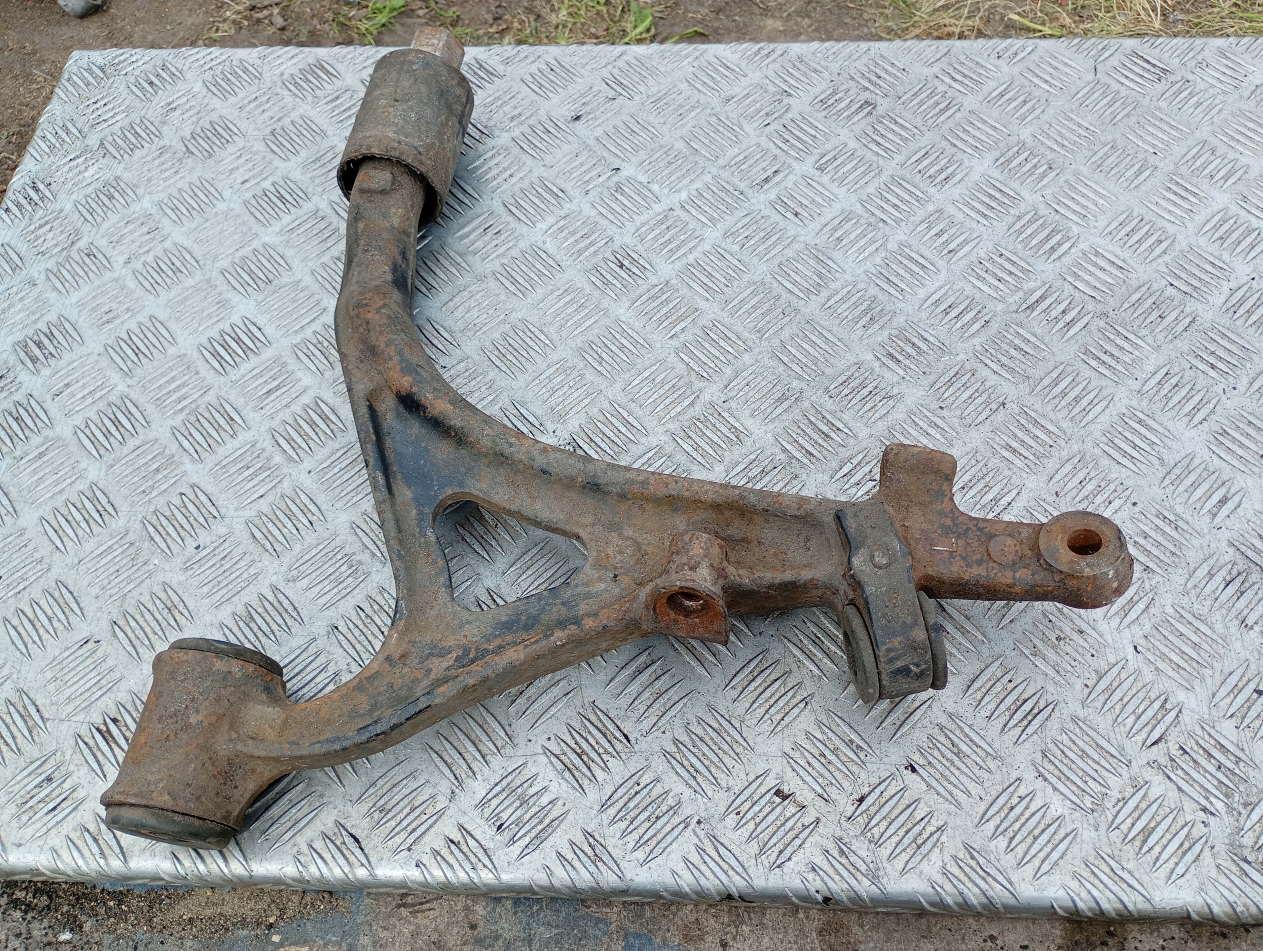 MERCEDES W163 Querlenker links vorne