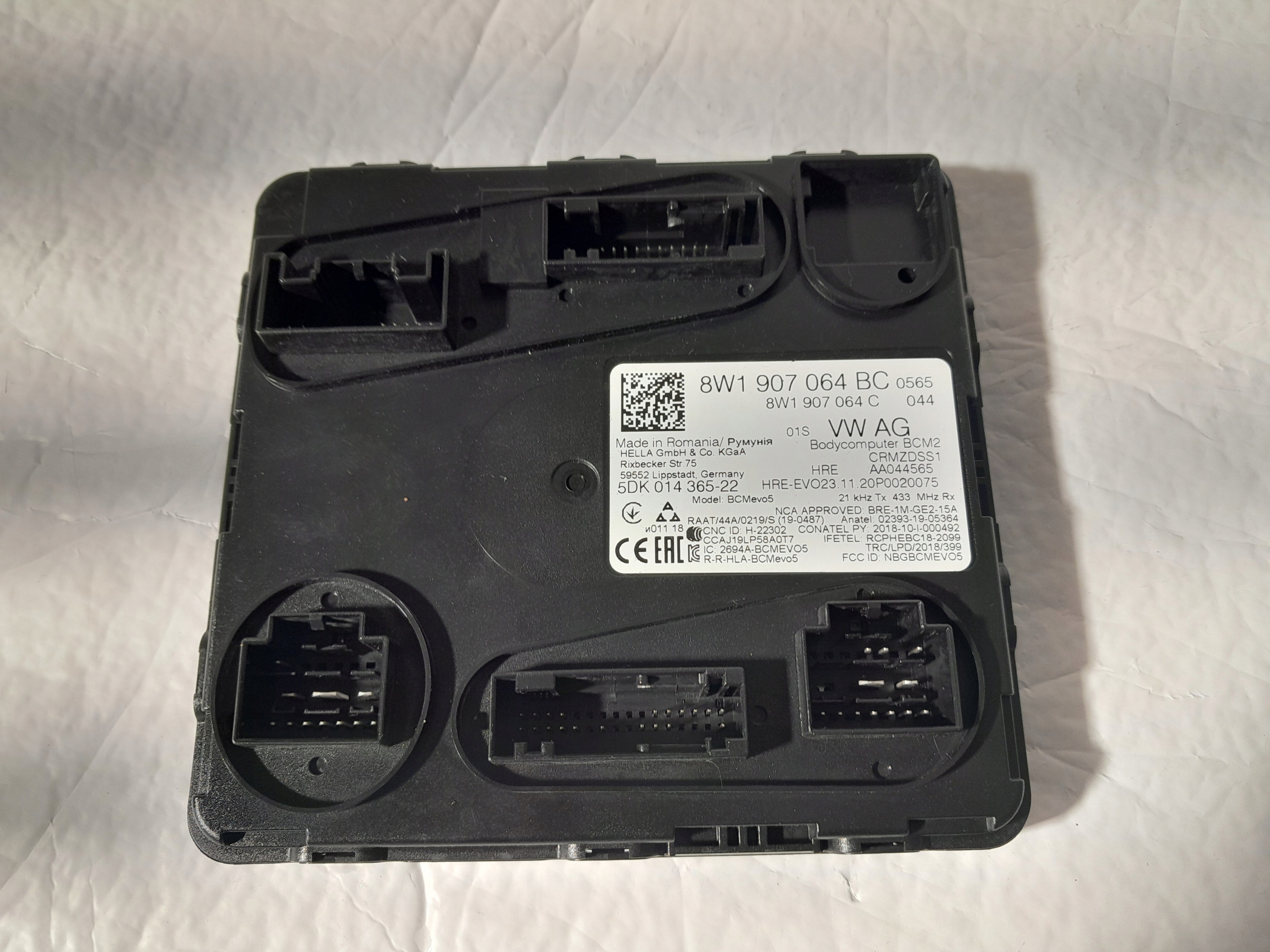 AUDI A4 B9 LIFT Berline Unité commande confort BCM 8W1907064BC 8W1907064C