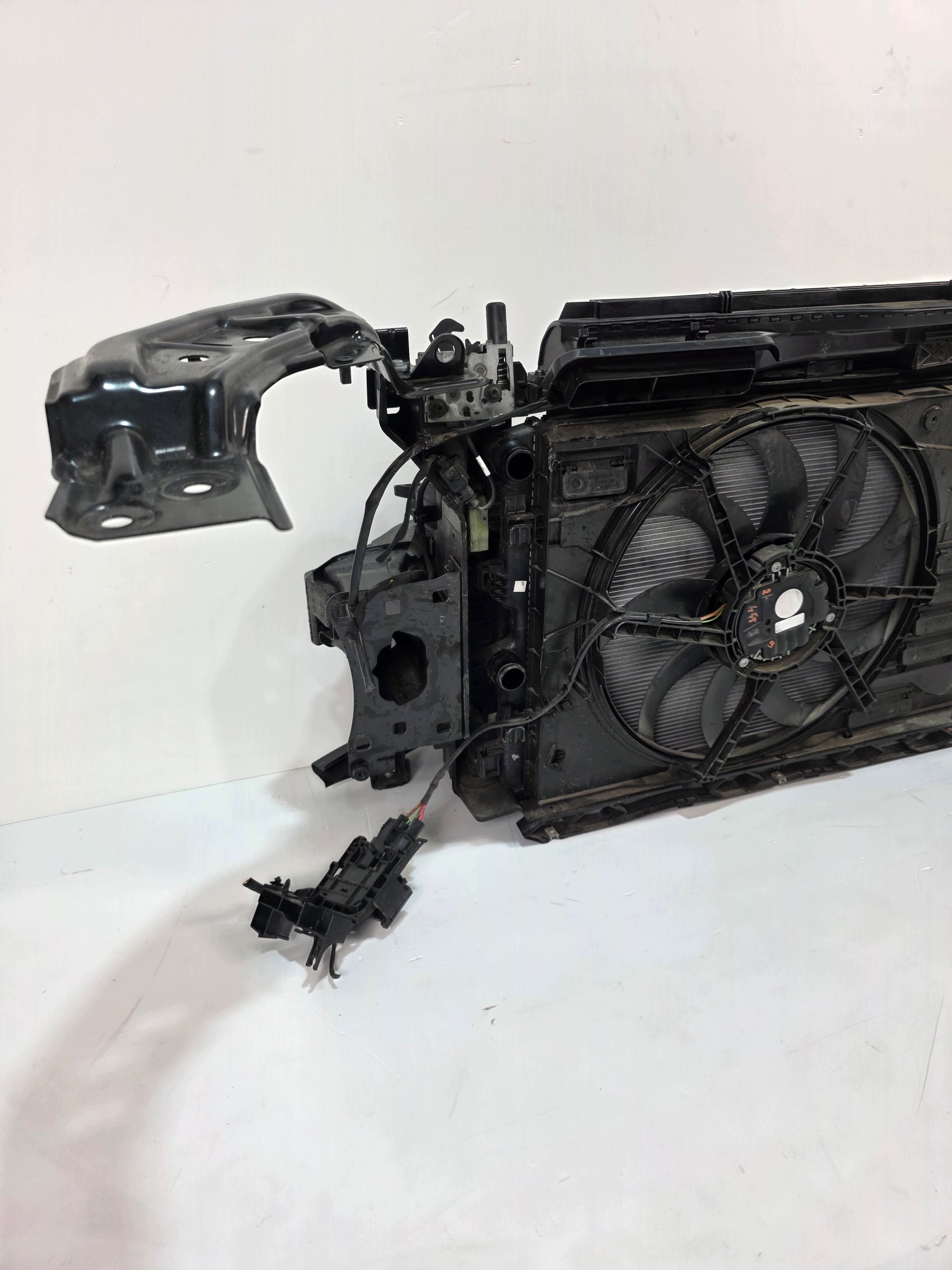 support panel for radiators radiator 2GM T-CROSS 1.0TSI 2Q0121253M