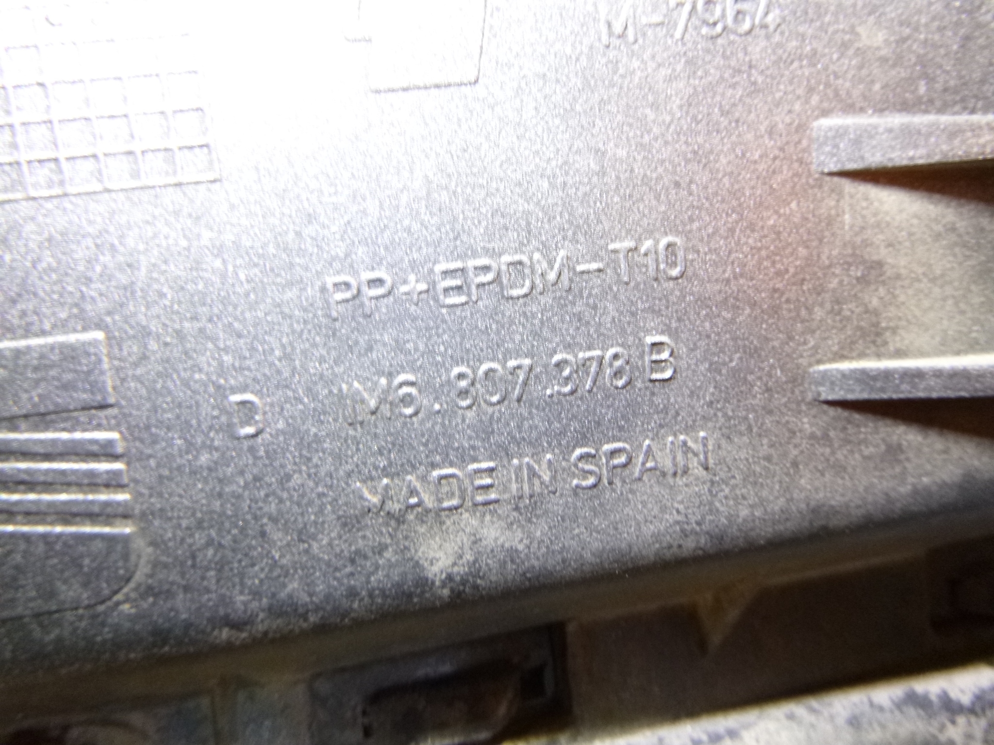 Paraurti posteriore Seat Leon e Toledo II LS7N 1M6807378B 2004r.