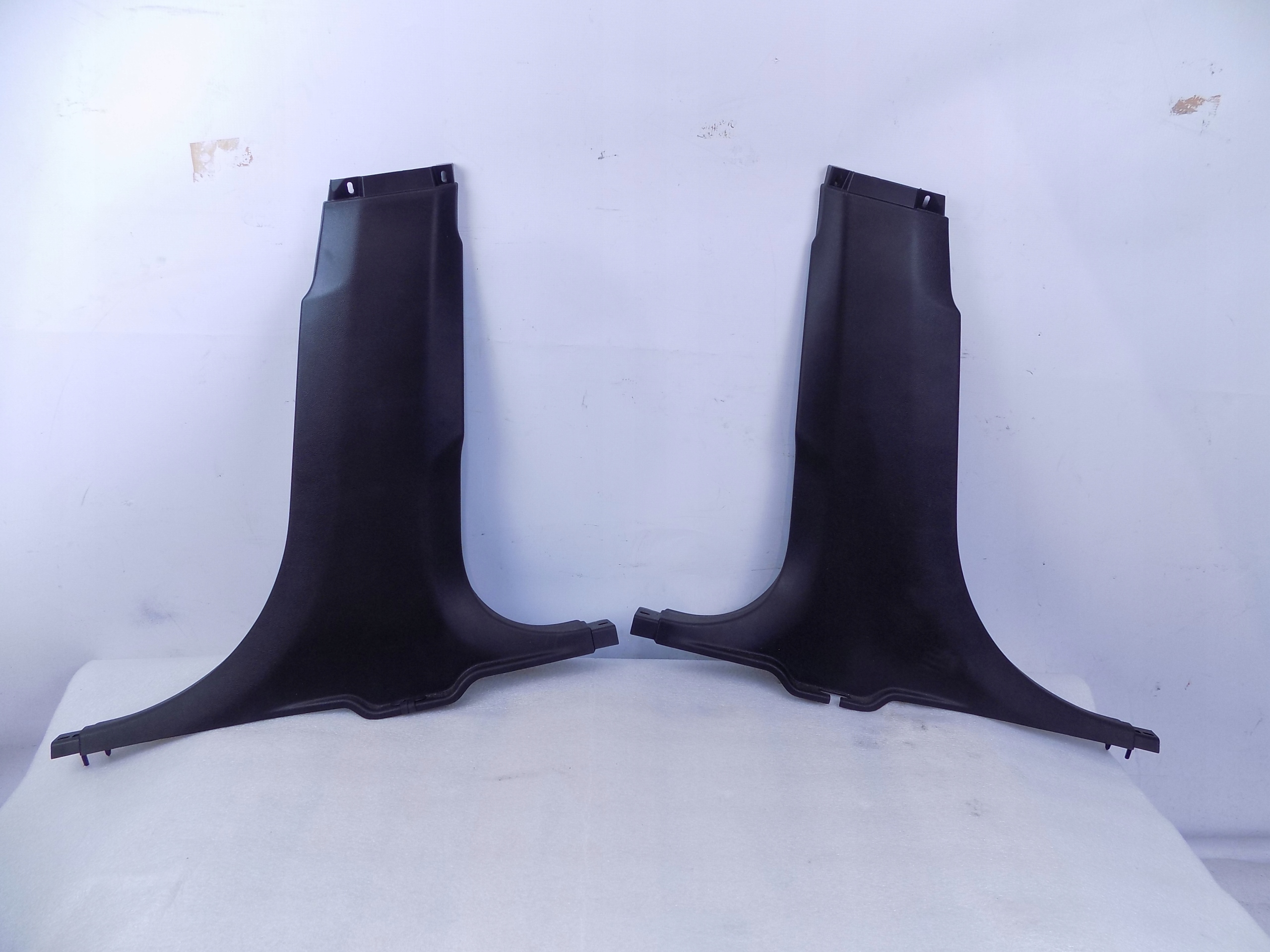 156130281 - GIULIA КРЫШКА ОБШИВКА ЦЕНТРАЛЬНОЙ СТОЙКИ